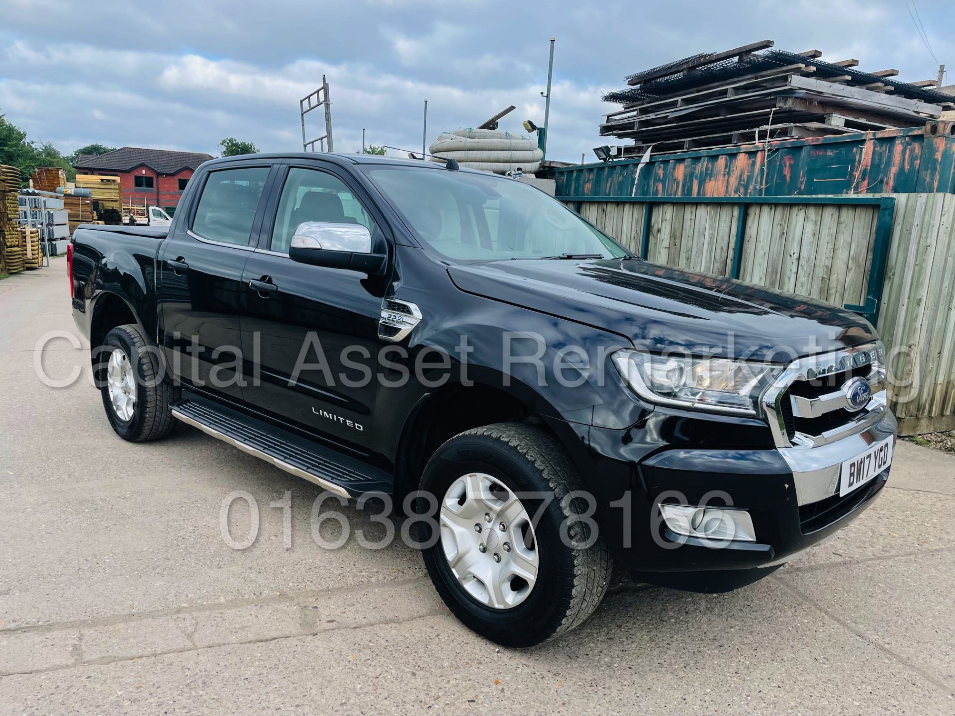 FORD RANGER *LIMITED EDITION* DOUBLE CAB PICK-UP (2017 -EURO 6) 'AUTO - LEATHER' (1 OWNER FROM NEW)