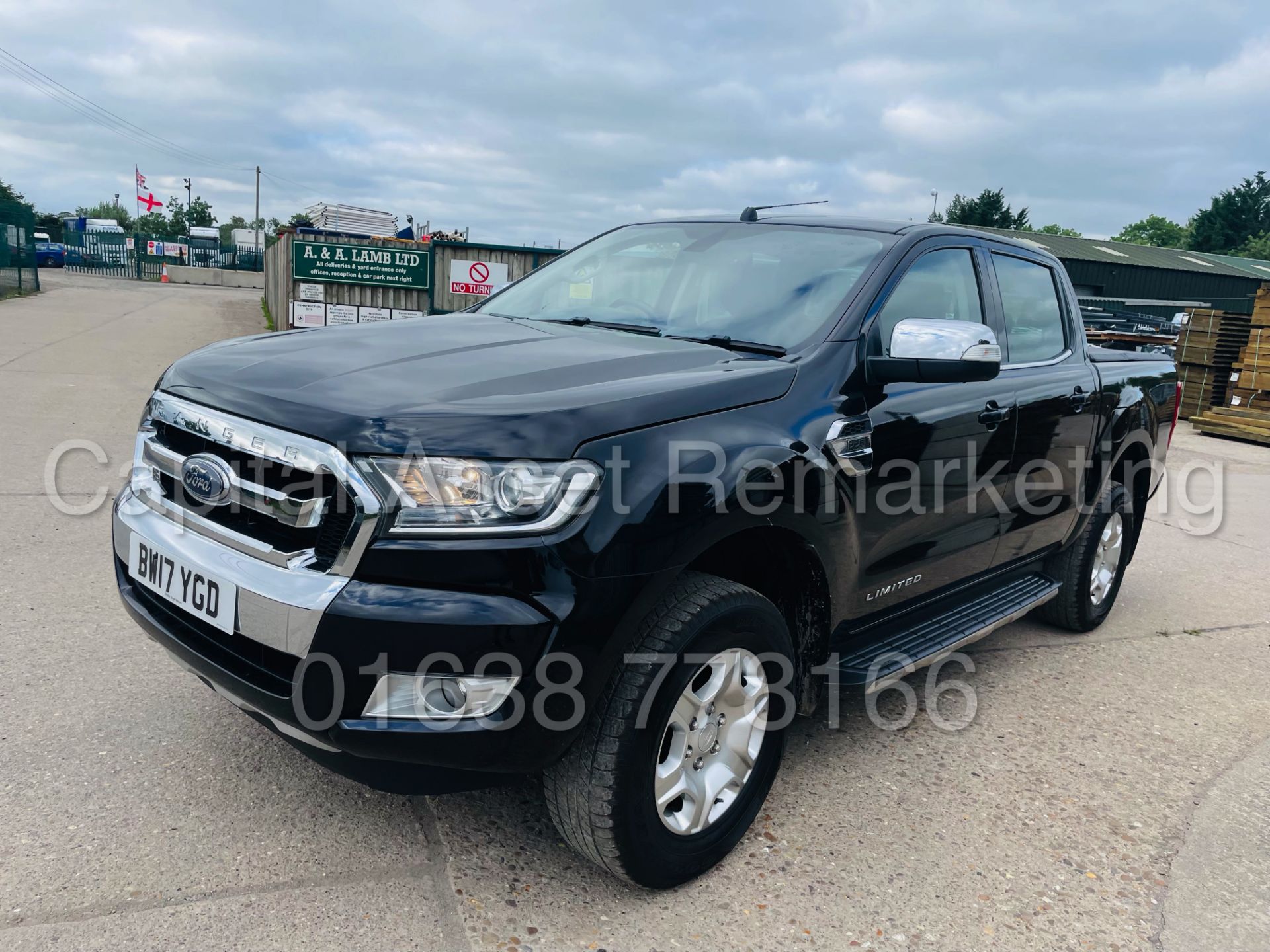 FORD RANGER *LIMITED EDITION* DOUBLE CAB PICK-UP (2017 -EURO 6) 'AUTO - LEATHER' (1 OWNER FROM NEW) - Image 5 of 56