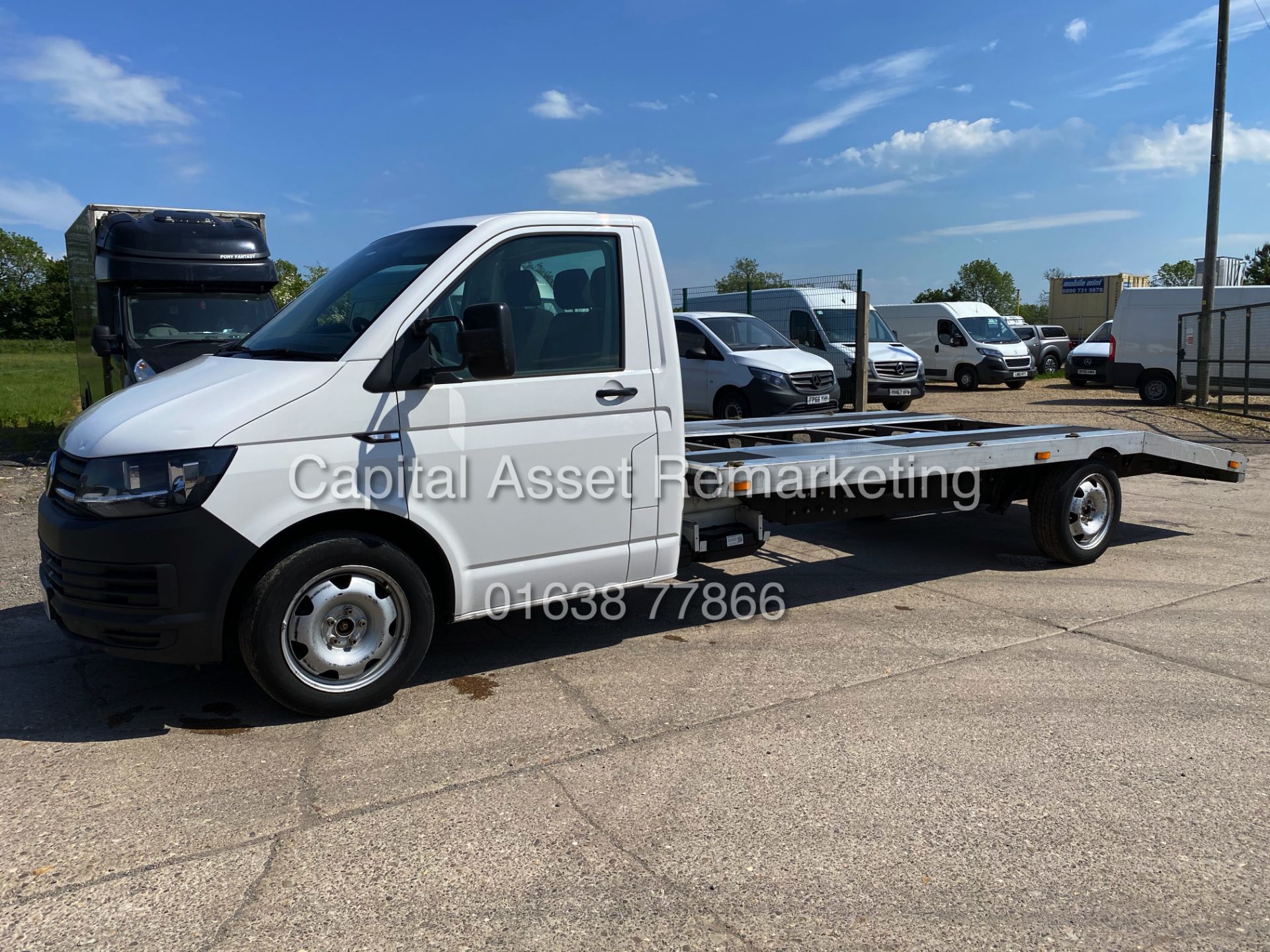 VOLKSWAGEN TRANSPORTER 2.0TDI "RECOVERY / TRANSPORTER" 1 OWNER *EURO 6* AIR CON - ELEC PACK *RARE* - Image 14 of 25