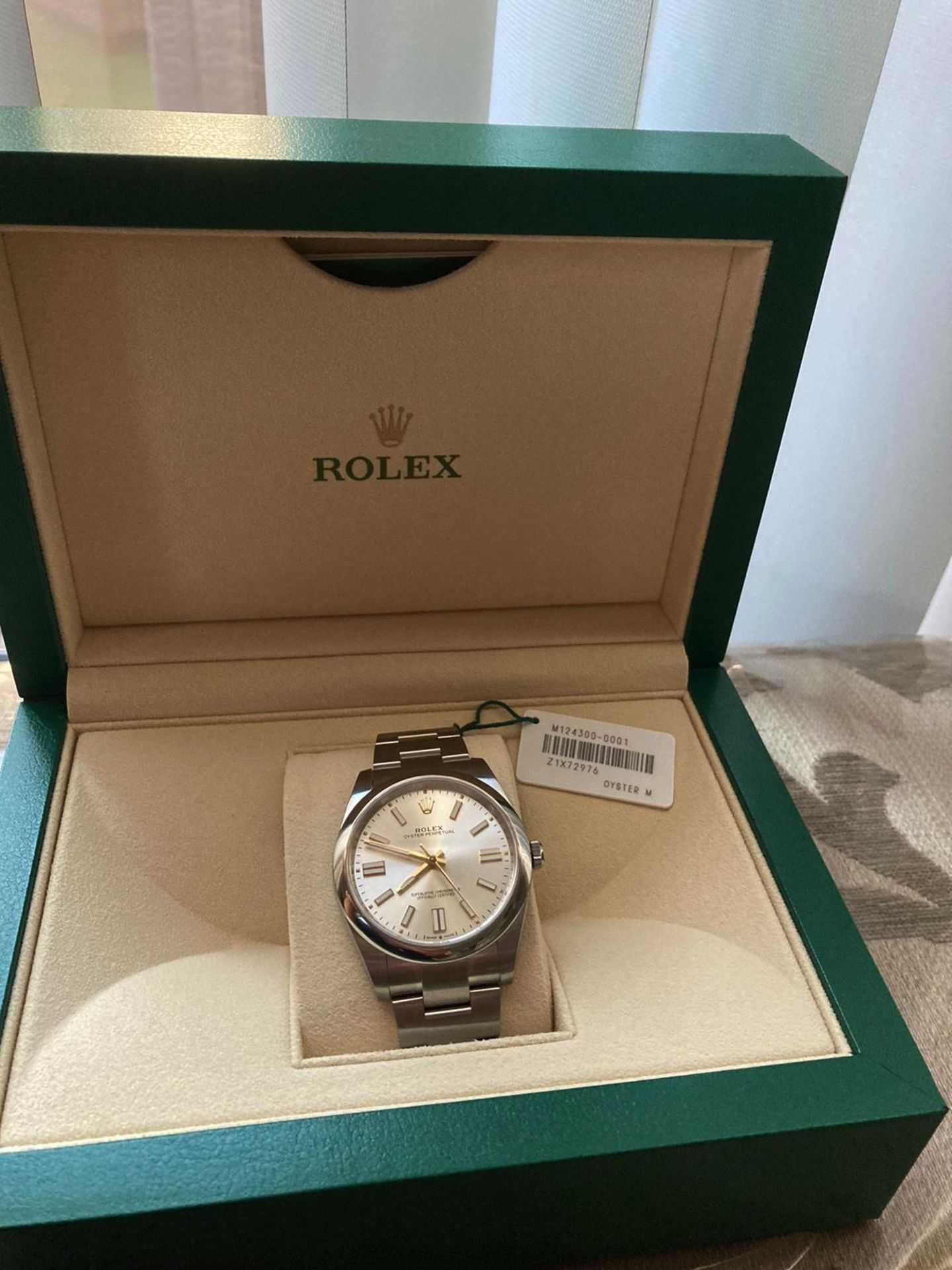 ON SALE ROLEX OYSTER PERPETUAL *41mm OYSTER STEEL* (2021 - UNWORN) *SILVER DIAL* GENUINE ROLEX - Image 3 of 6