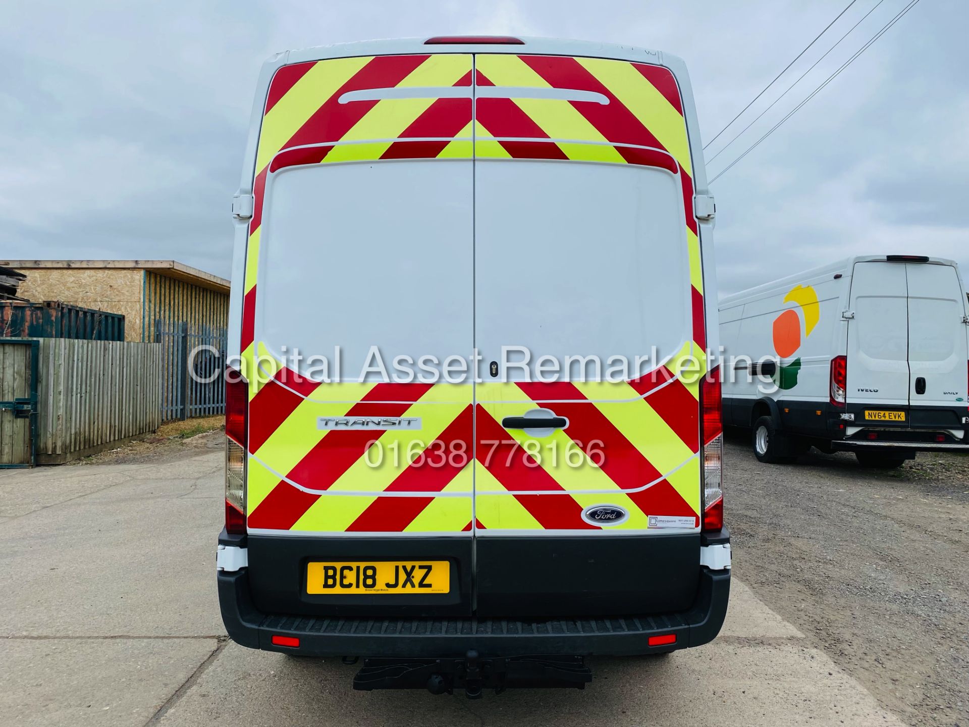 FORD TRANSIT 2.0TDCI 350 L3 LWB (18 REG) 1 OWNER FSH - LOW MILEAGE *EURO 6 / AD-BLUE* - Image 10 of 19