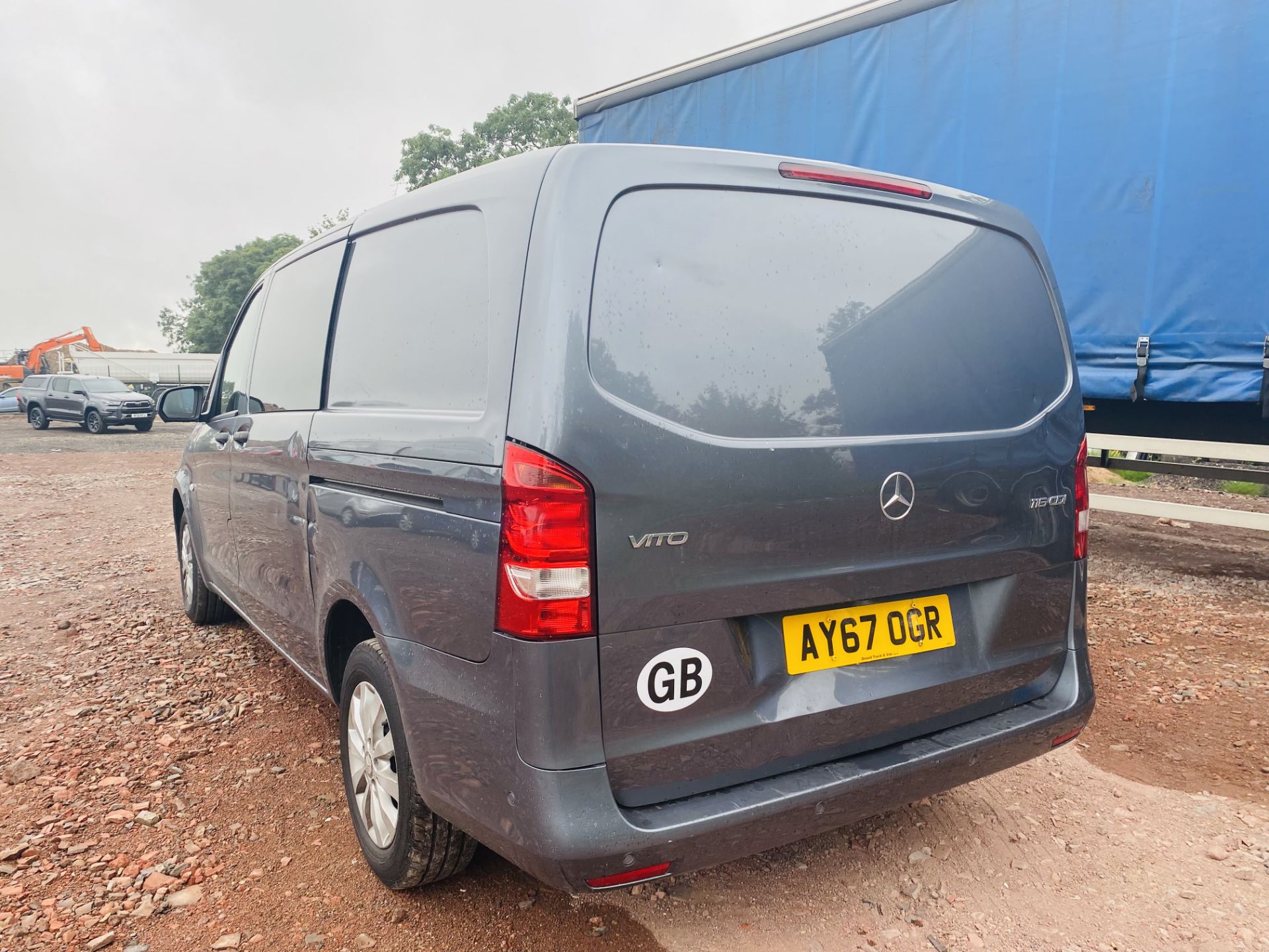 MERCEDES VITO 116CDI BLUETEC"LWB" SPORTY DUALINER / CREW VAN - 2018 MODEL -ONLY 77K MILES- HUGE SPEC - Image 5 of 24