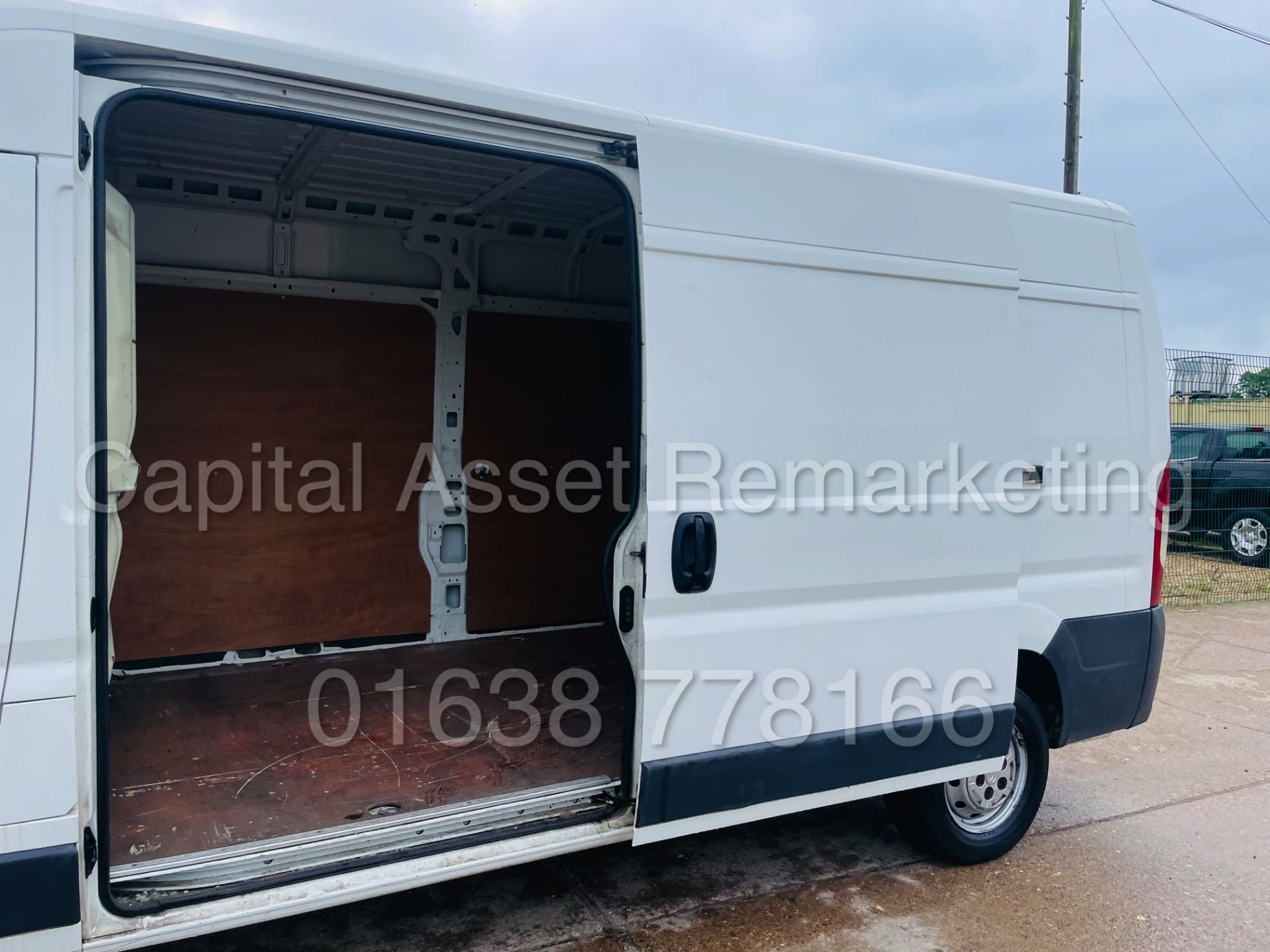 CITROEN RELAY 35 *ENTERPRISE* LWB HI-ROOF (2018 - EURO 6) '2.0 BLUE HDI - 130 BHP - 6 SPEED' *A/C* - Image 23 of 43