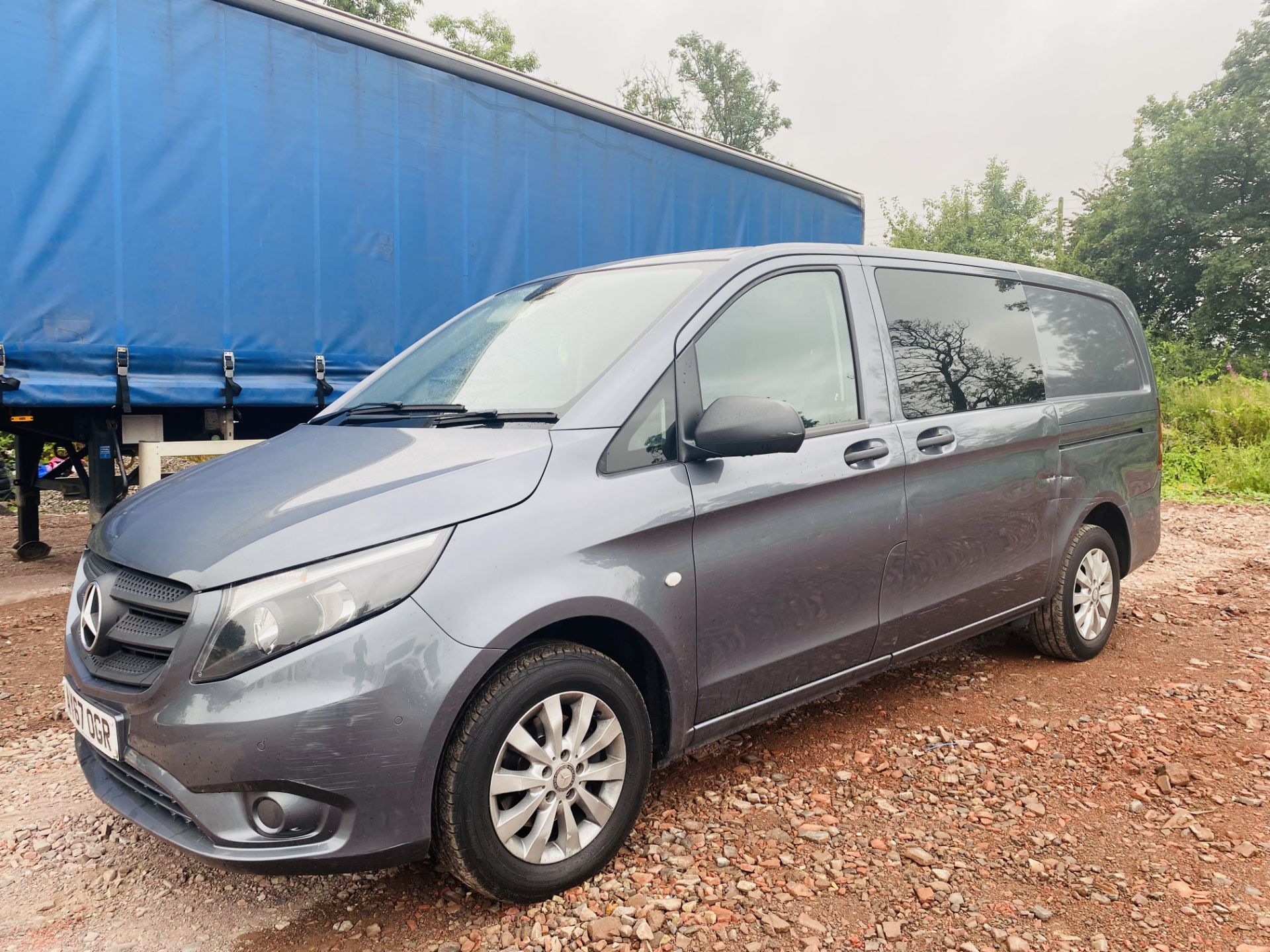 MERCEDES VITO 116CDI BLUETEC"LWB" SPORTY DUALINER / CREW VAN - 2018 MODEL -ONLY 77K MILES- HUGE SPEC - Image 6 of 24