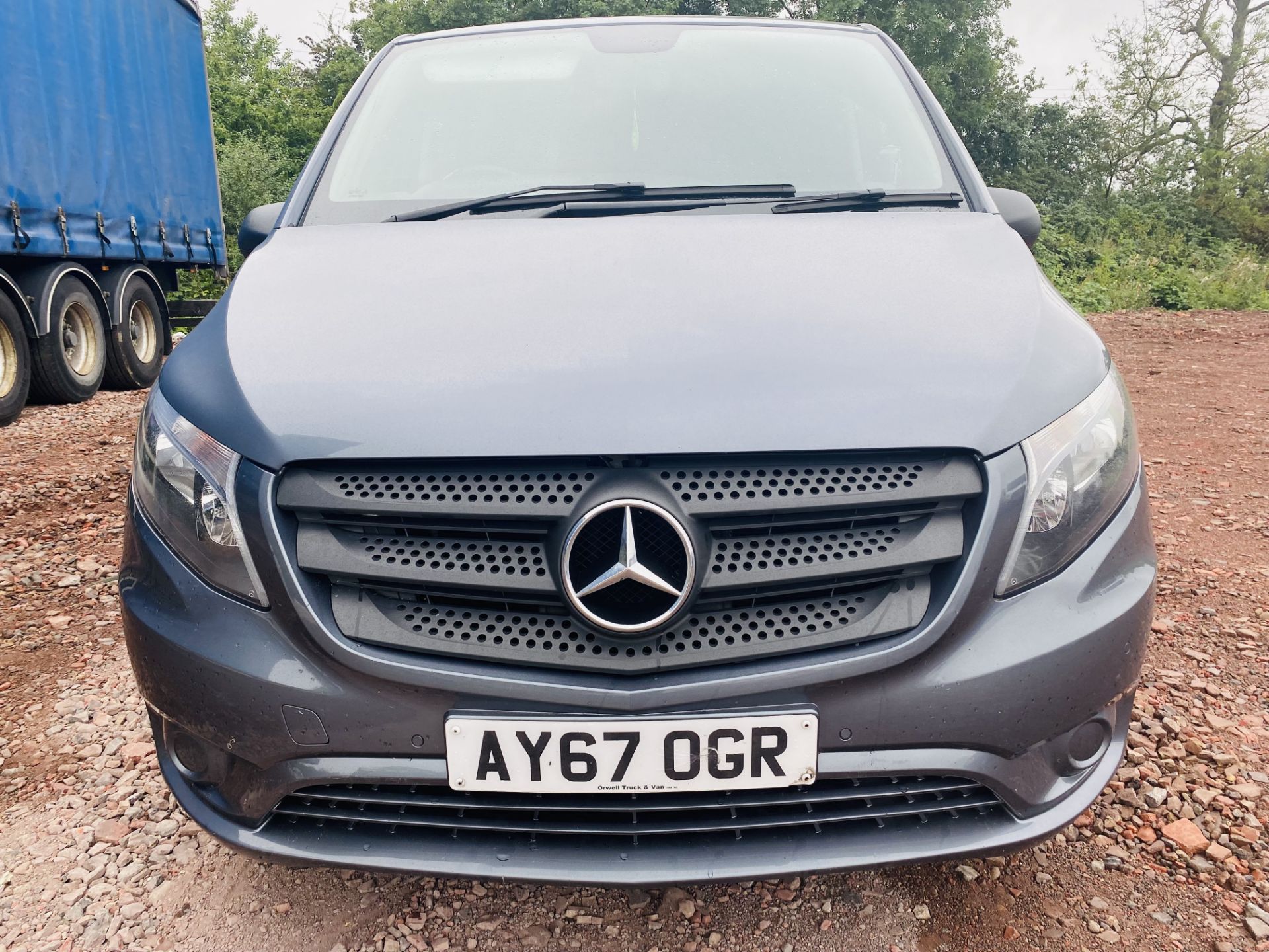 MERCEDES VITO 116CDI BLUETEC"LWB" SPORTY DUALINER / CREW VAN - 2018 MODEL -ONLY 77K MILES- HUGE SPEC - Image 7 of 24