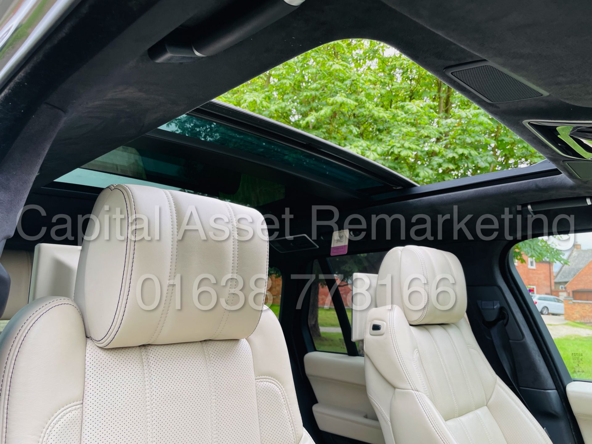 (On Sale) RANGE ROVER VOGUE *AUTOBIOGRAPHY* SUV (2016) 'SDV8 - 8 SPEED AUTO' *TOP OF THE RANGE* - Image 45 of 65