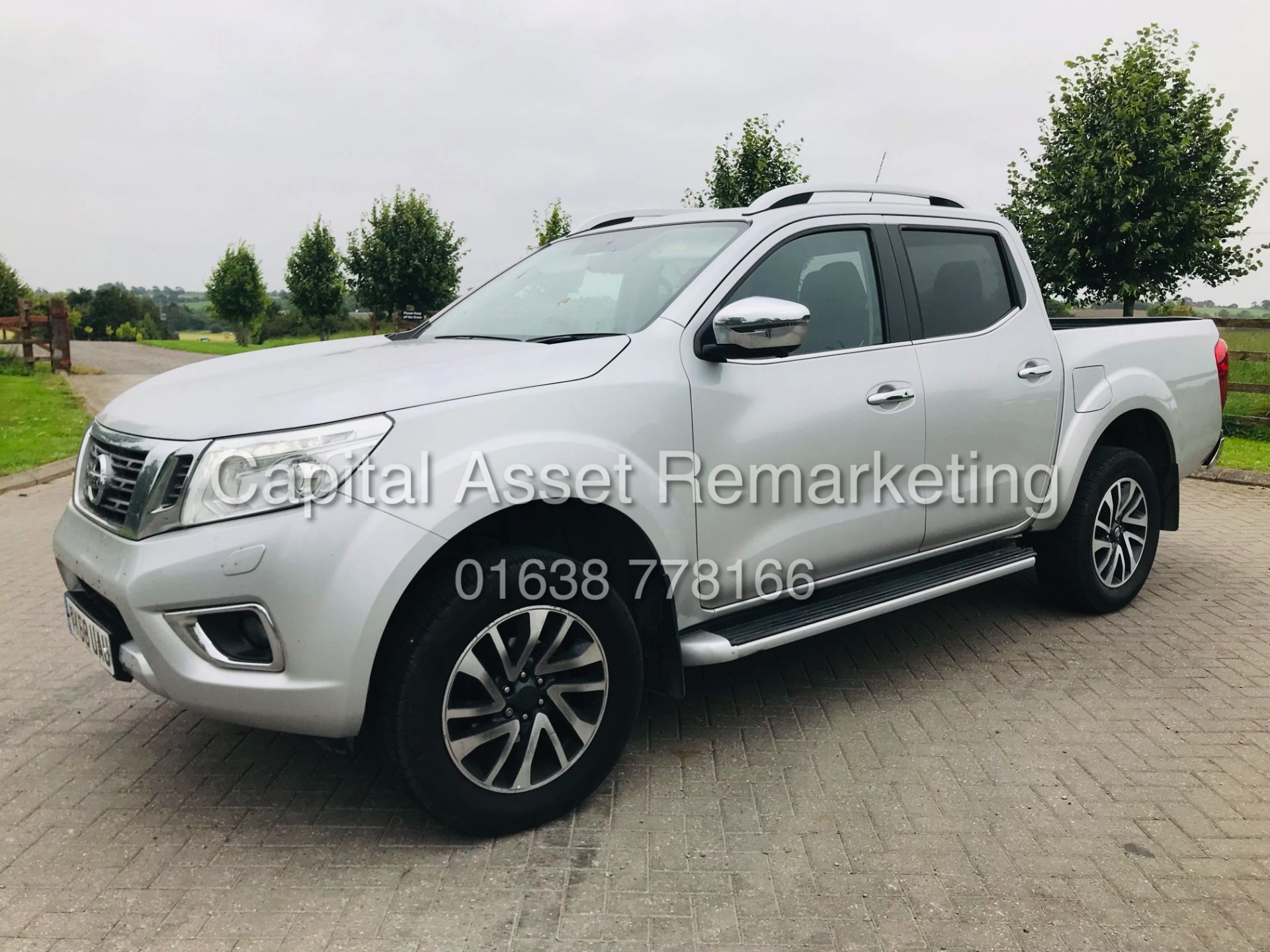 NISSAN NAVARA "TEKNA" AUTO 2.3DCI D/CAB (2019 MODEL) 1 OWNER FSH - ELEC SUNROOF - LEATHER *SAT NAV*