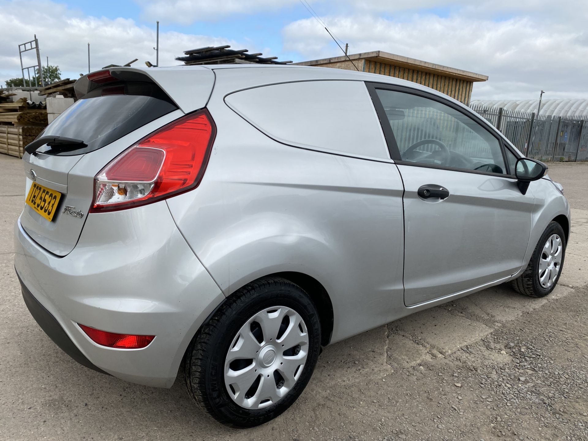 FORD FIESTA 1.5'TDCI' ECONETIC - (66 REG) 1 OWNER - AIR CON - SILVER -NEW SHAPE - LOOK!!! - Image 15 of 24