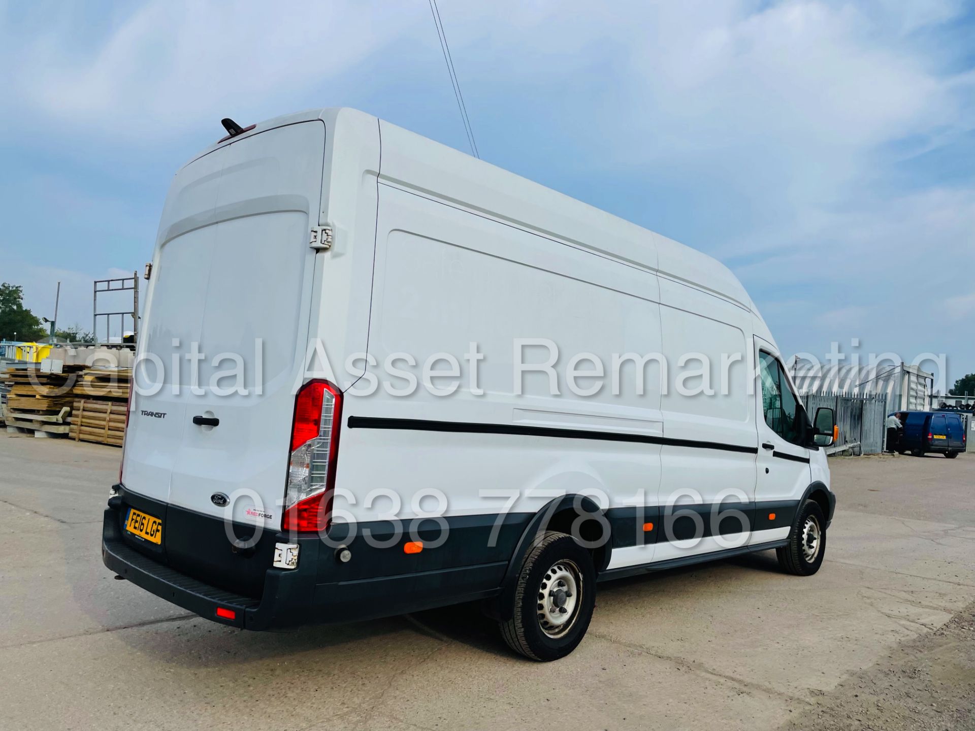 FORD TRANSIT 125 T350 *L4 XLWB HI-ROOF* (2016 - NEW MODEL) '2.2 TDCI - 125 BHP - 6 SPEED' (3500 KG) - Image 13 of 43