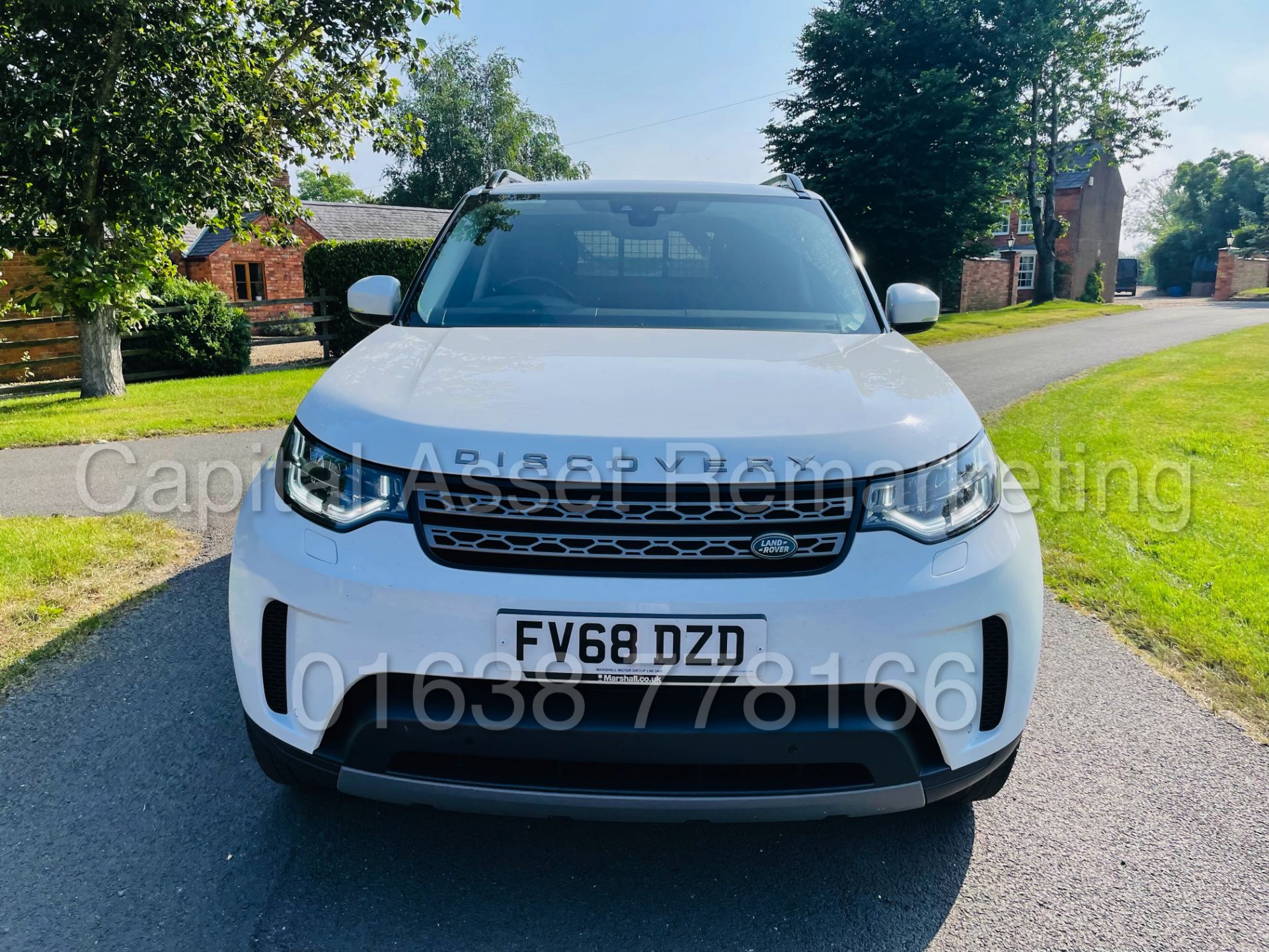 LAND ROVER DISCOVERY 5 *SE EDITION* SUV (2019 - EURO 6) '3.0 TD6 -306 BHP- 8 SPEED AUTO' *HUGE SPEC* - Image 4 of 47