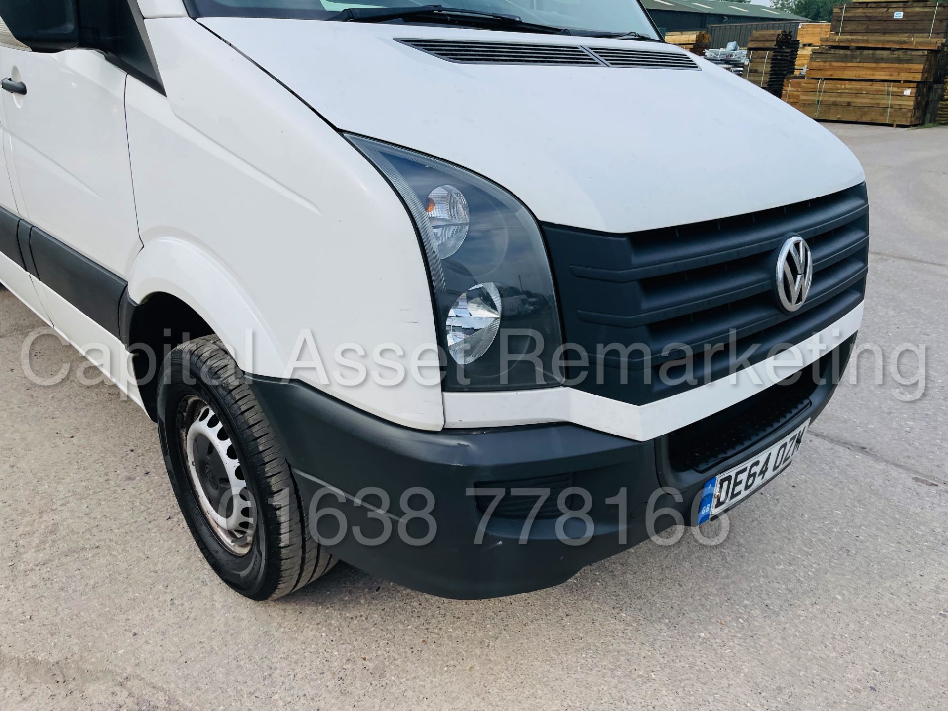 (On Sale) VOLKSWAGEN CRAFTER CR35 *MWB HI-ROOF / PANEL VAN* (64 REG) '2.0 TDI - 6 SPEED' (3500 KG) - Image 15 of 41