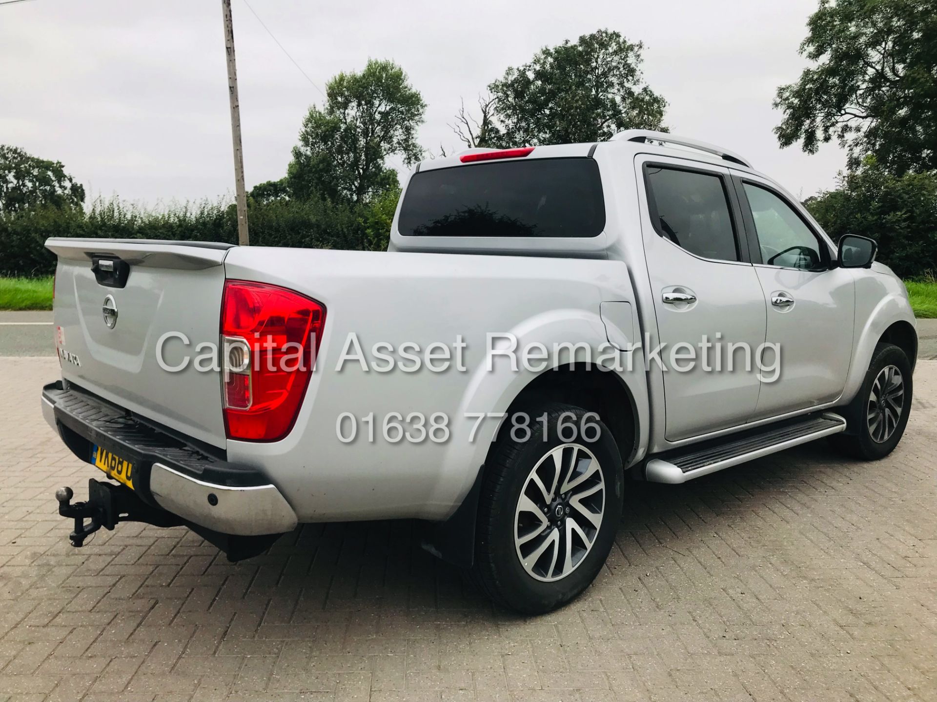 NISSAN NAVARA "TEKNA" AUTO 2.3DCI D/CAB (2019 MODEL) 1 OWNER FSH - ELEC SUNROOF - LEATHER *SAT NAV* - Image 5 of 25