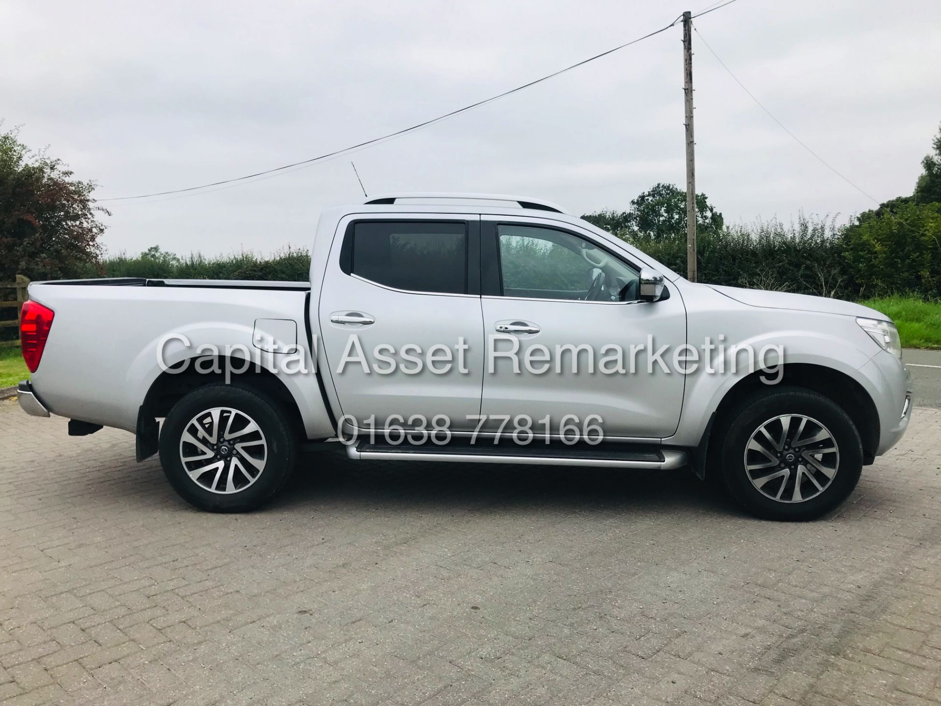 NISSAN NAVARA "TEKNA" AUTO 2.3DCI D/CAB (2019 MODEL) 1 OWNER FSH - ELEC SUNROOF - LEATHER *SAT NAV* - Image 6 of 25