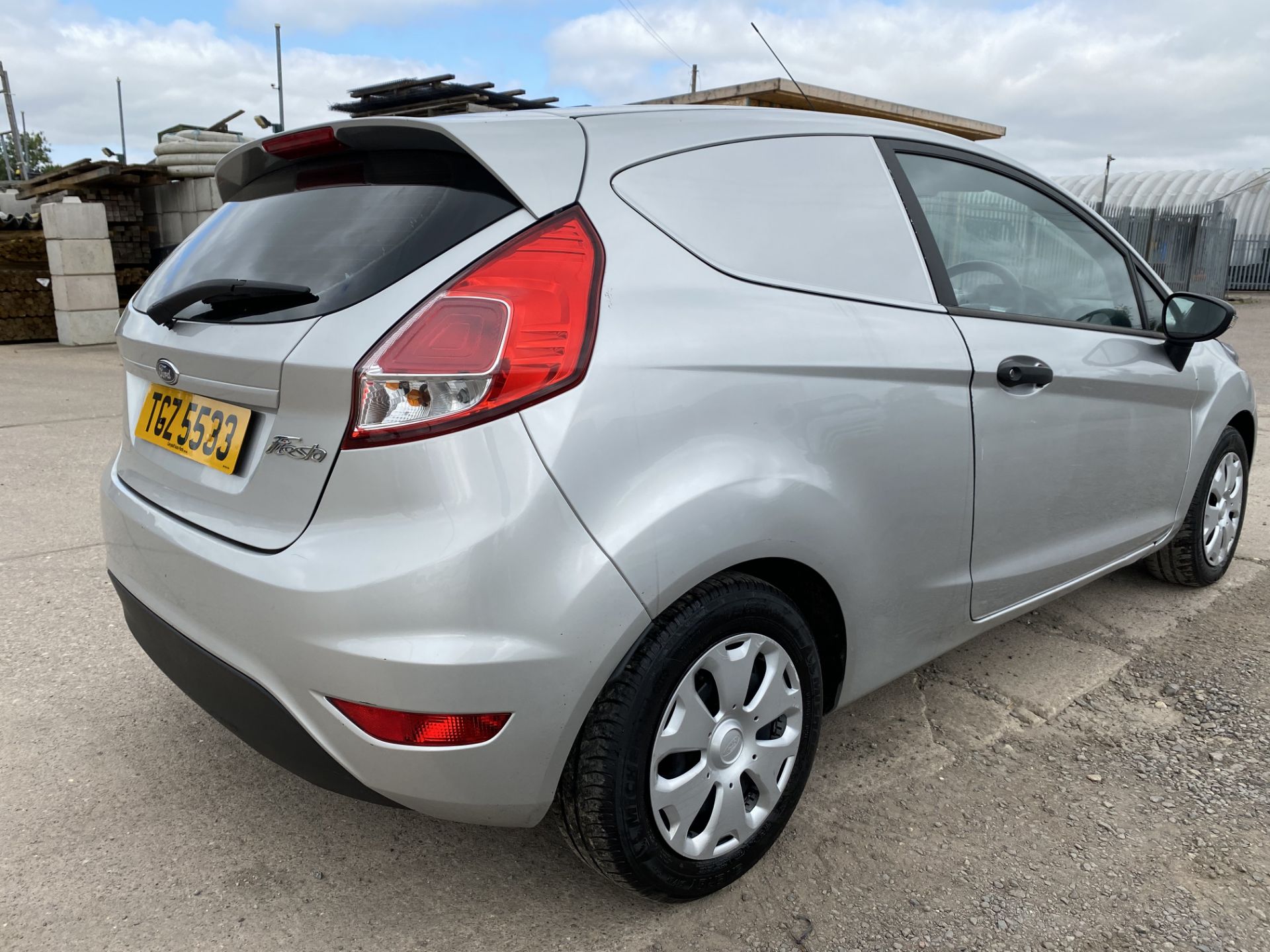 FORD FIESTA 1.5'TDCI' ECONETIC - (66 REG) 1 OWNER - AIR CON - SILVER -NEW SHAPE - LOOK!!! - Image 14 of 24