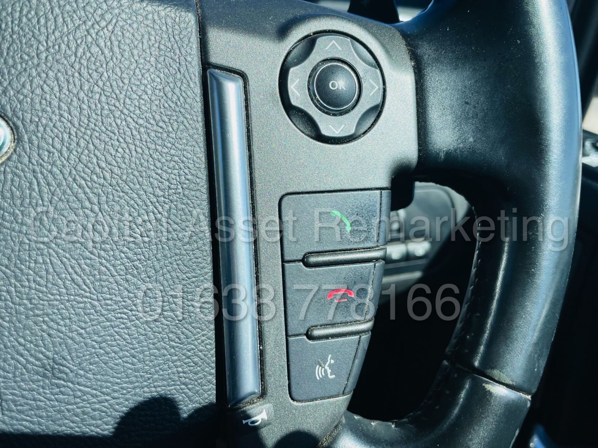 LAND ROVER DISCOVERY *SE TECH* 7 SEATER SUV (2015 MODEL) '3.0 SDV6 - AUTOMATIC' *MASSIVE SPEC* - Image 53 of 54