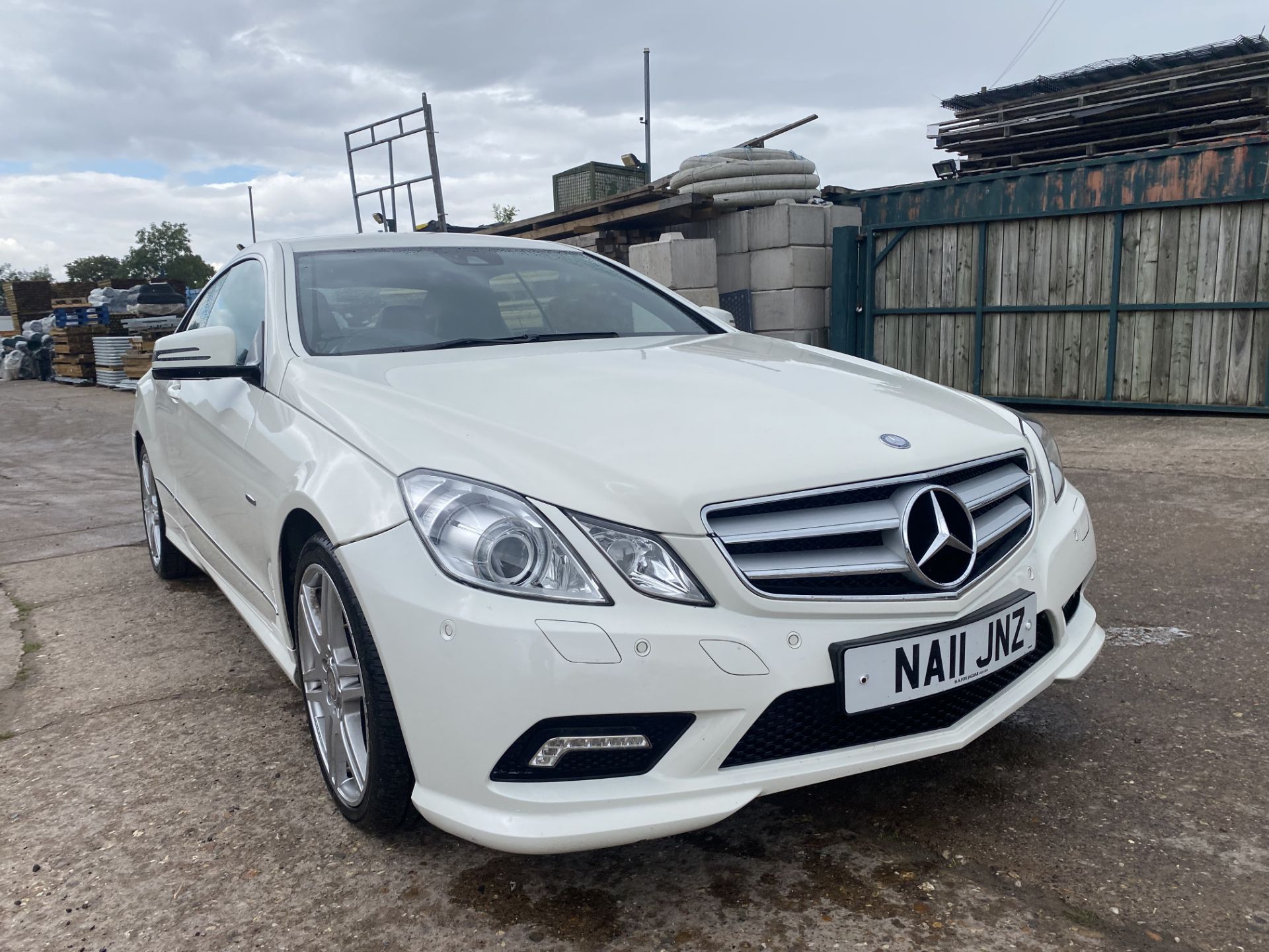 (ON SALE) MERCEDES E350 7G AUTO "BLUEEFFICIENCY "AMG" SPORT" COUPE (11 REG) SAT NAV *228BHP* LEATHER - Image 3 of 23