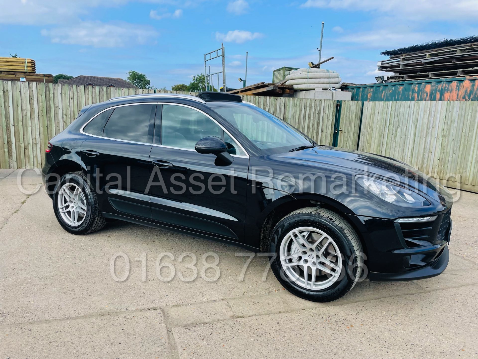 PORSCHE MACAN S *SPORTS SUV* (2017) '3.0 V6 DIESEL - 258 BHP - AUTO PDK' *MASSIVE SPEC*