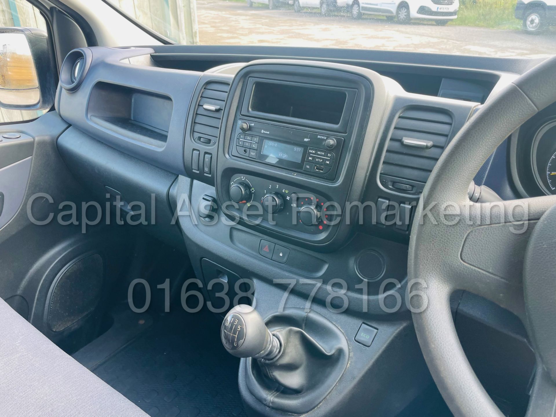 (On Sale) VAUXHALL VIVARO 2900 *SWB - 6 SEATER CREW VAN* (66 REG - EURO 6) '1.6 CDTI - 6 SPEED' - Image 38 of 46