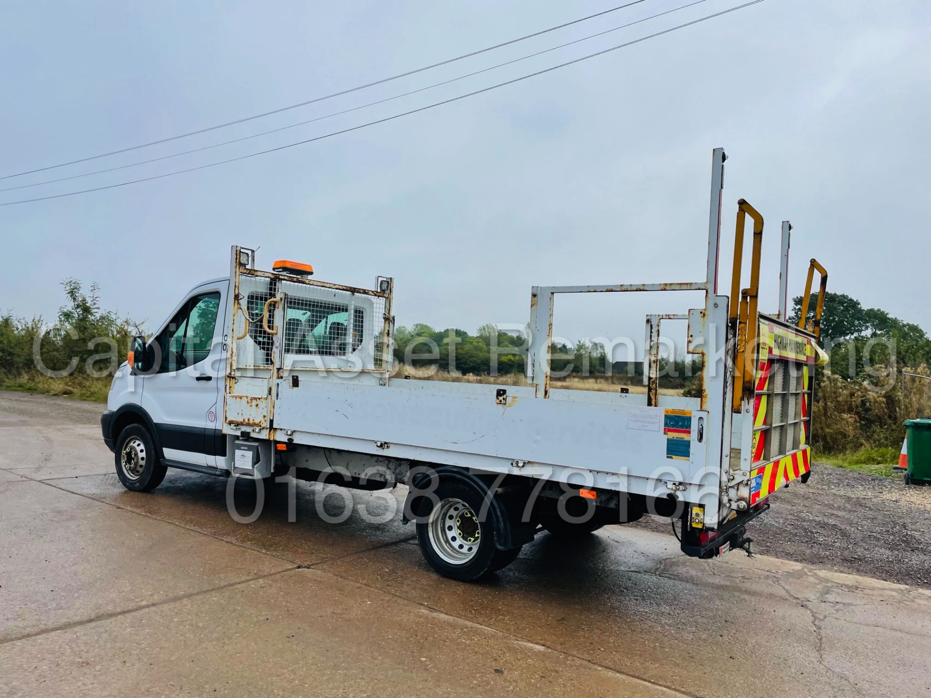 (On Sale) FORD TRANSIT 125 T350 RWD *LWB - DROPSIDE TRUCK* (2016) '2.2 TDCI - 6 SPEED' (3500 KG) - Image 9 of 44