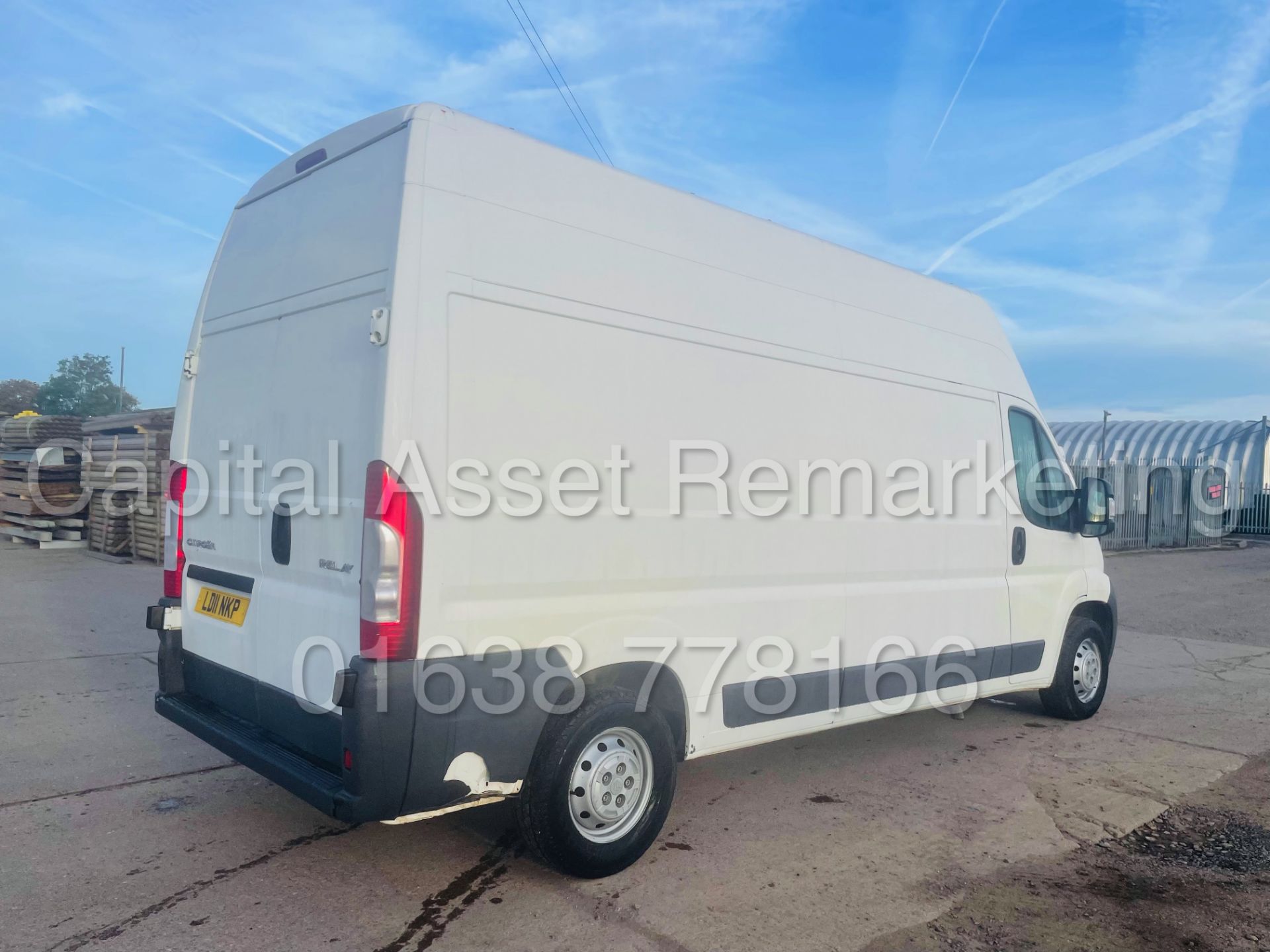 (On Sale) CITROEN RELAY 35 *LWB - EXTRA HI-ROOF* (2011) '2.2 HDI - 120 BHP - 6 SPEED' (3500 KG) - Image 13 of 32