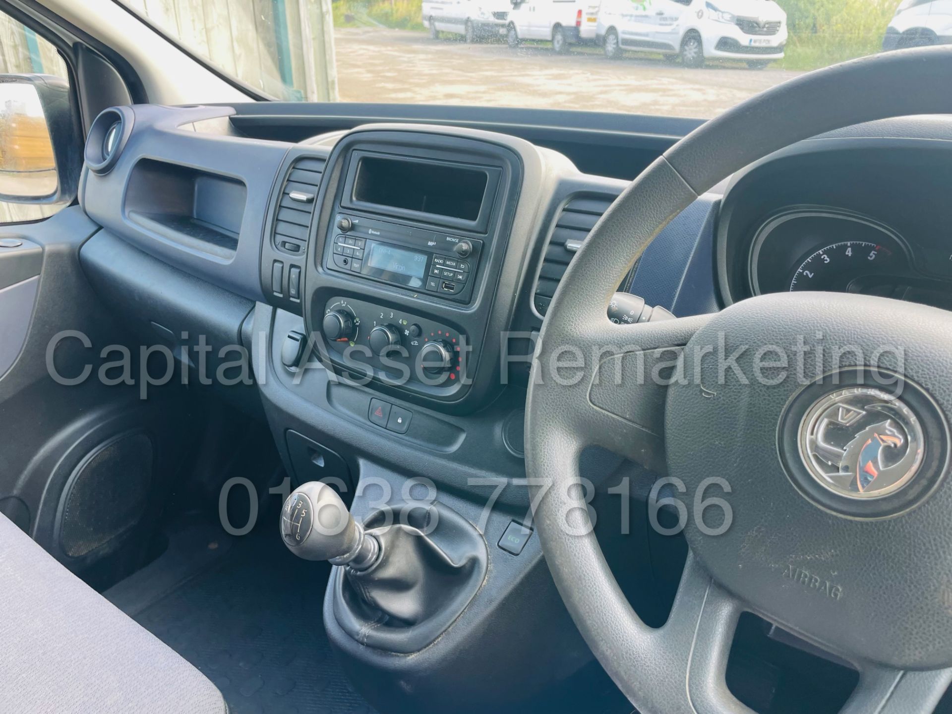 (On Sale) VAUXHALL VIVARO 2900 *SWB - 6 SEATER CREW VAN* (66 REG - EURO 6) '1.6 CDTI - 6 SPEED' - Image 37 of 46