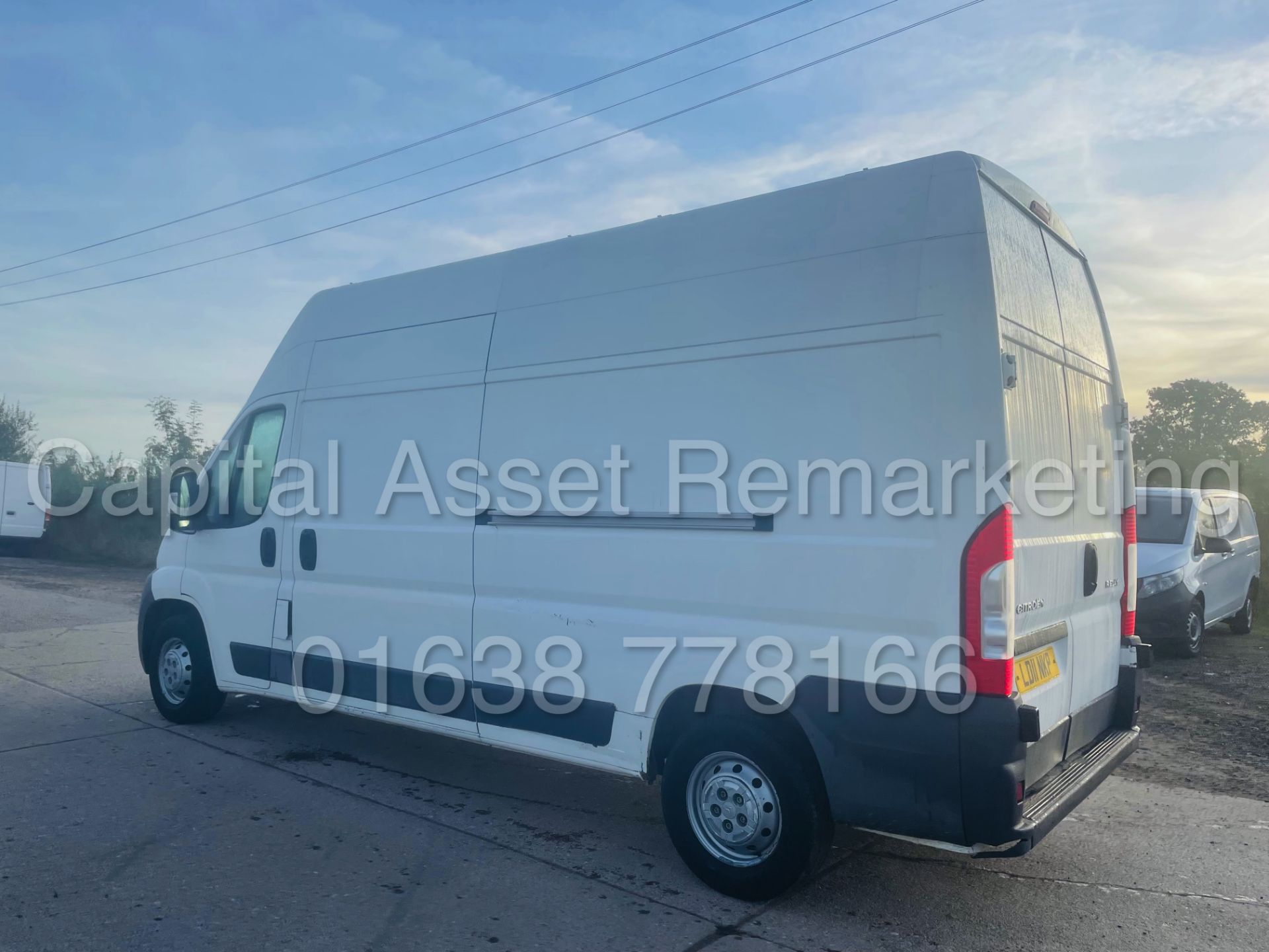 (On Sale) CITROEN RELAY 35 *LWB - EXTRA HI-ROOF* (2011) '2.2 HDI - 120 BHP - 6 SPEED' (3500 KG) - Image 9 of 32