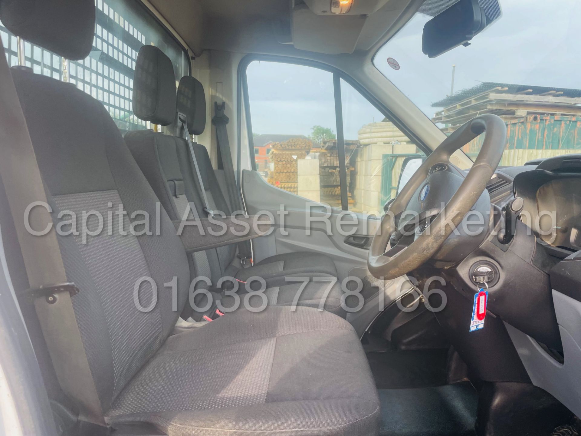 (On Sale) FORD TRANSIT 125 T350 *L4 - XLWB DROPSIDE TRUCK* (2017 - EURO 6) '2.2 TDCI - 6 SPEED' - Image 27 of 40