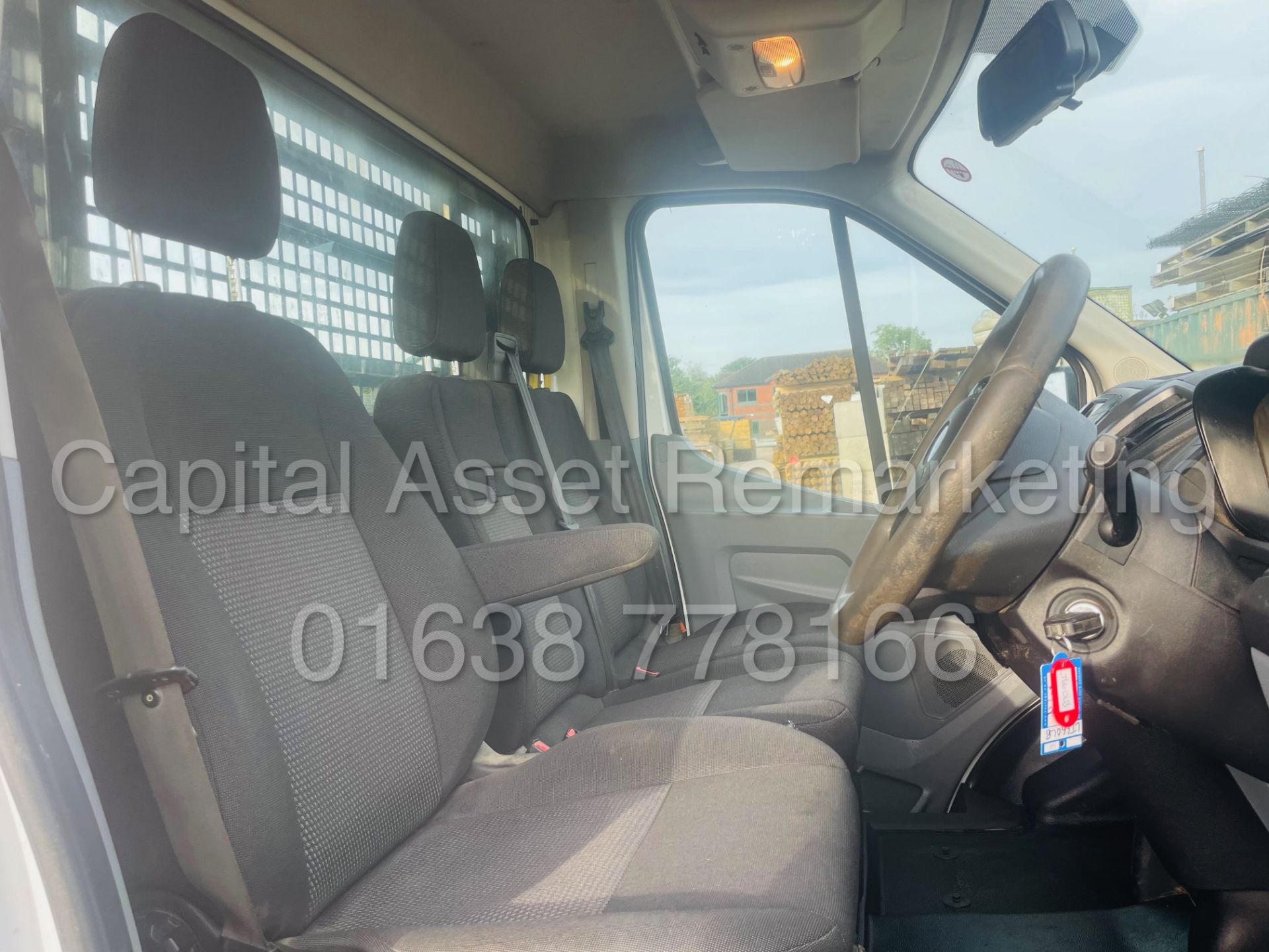 (On Sale) FORD TRANSIT 125 T350 *L4 - XLWB DROPSIDE TRUCK* (2017 - EURO 6) '2.2 TDCI - 6 SPEED' - Image 26 of 40