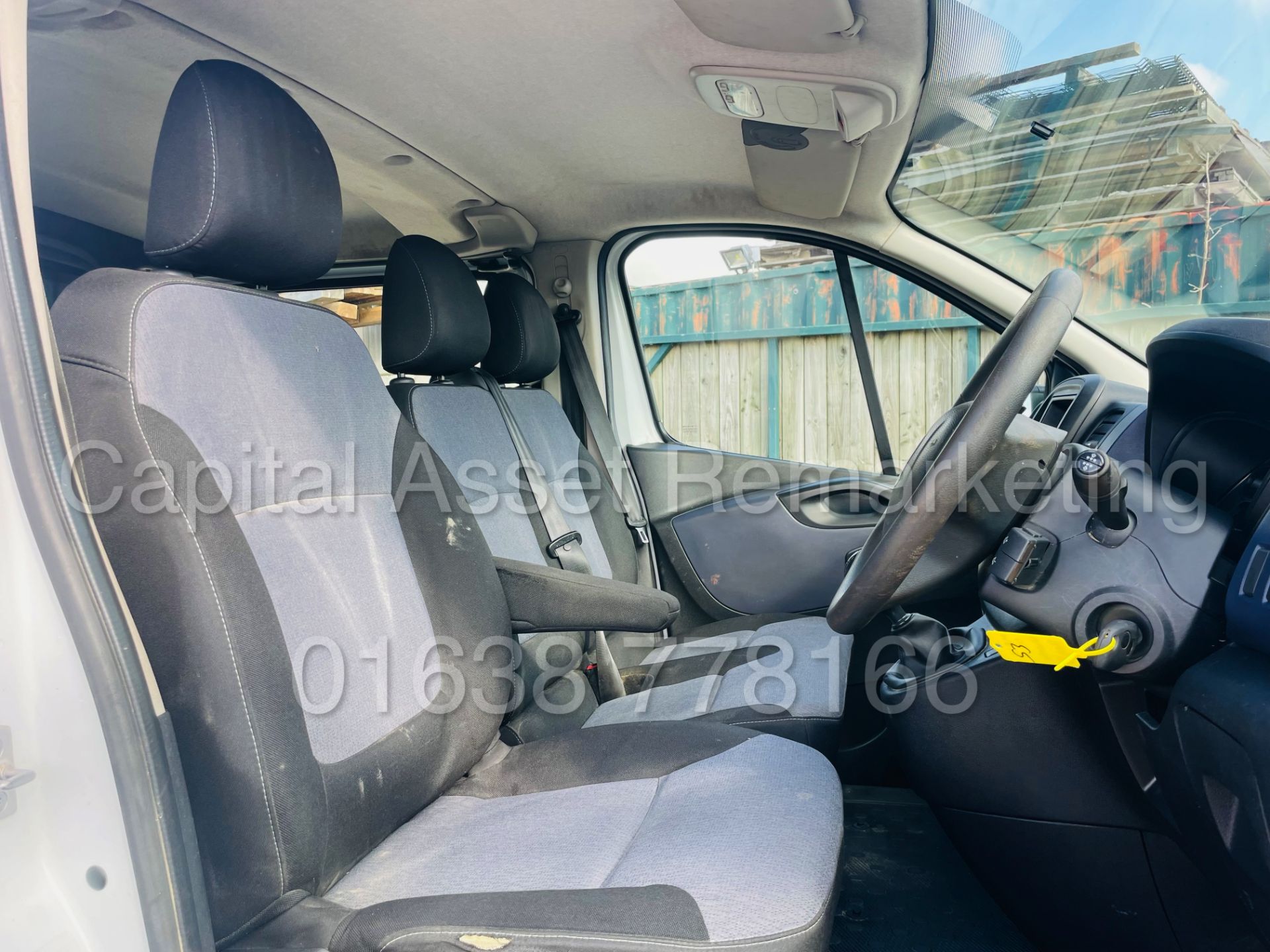 (On Sale) VAUXHALL VIVARO 2900 *SWB - 6 SEATER CREW VAN* (66 REG - EURO 6) '1.6 CDTI - 6 SPEED' - Image 32 of 46