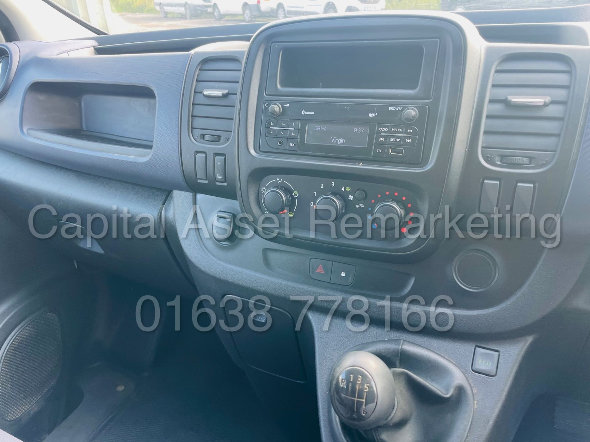 (On Sale) VAUXHALL VIVARO 2900 *SWB - 6 SEATER CREW VAN* (66 REG - EURO 6) '1.6 CDTI - 6 SPEED' - Image 40 of 46