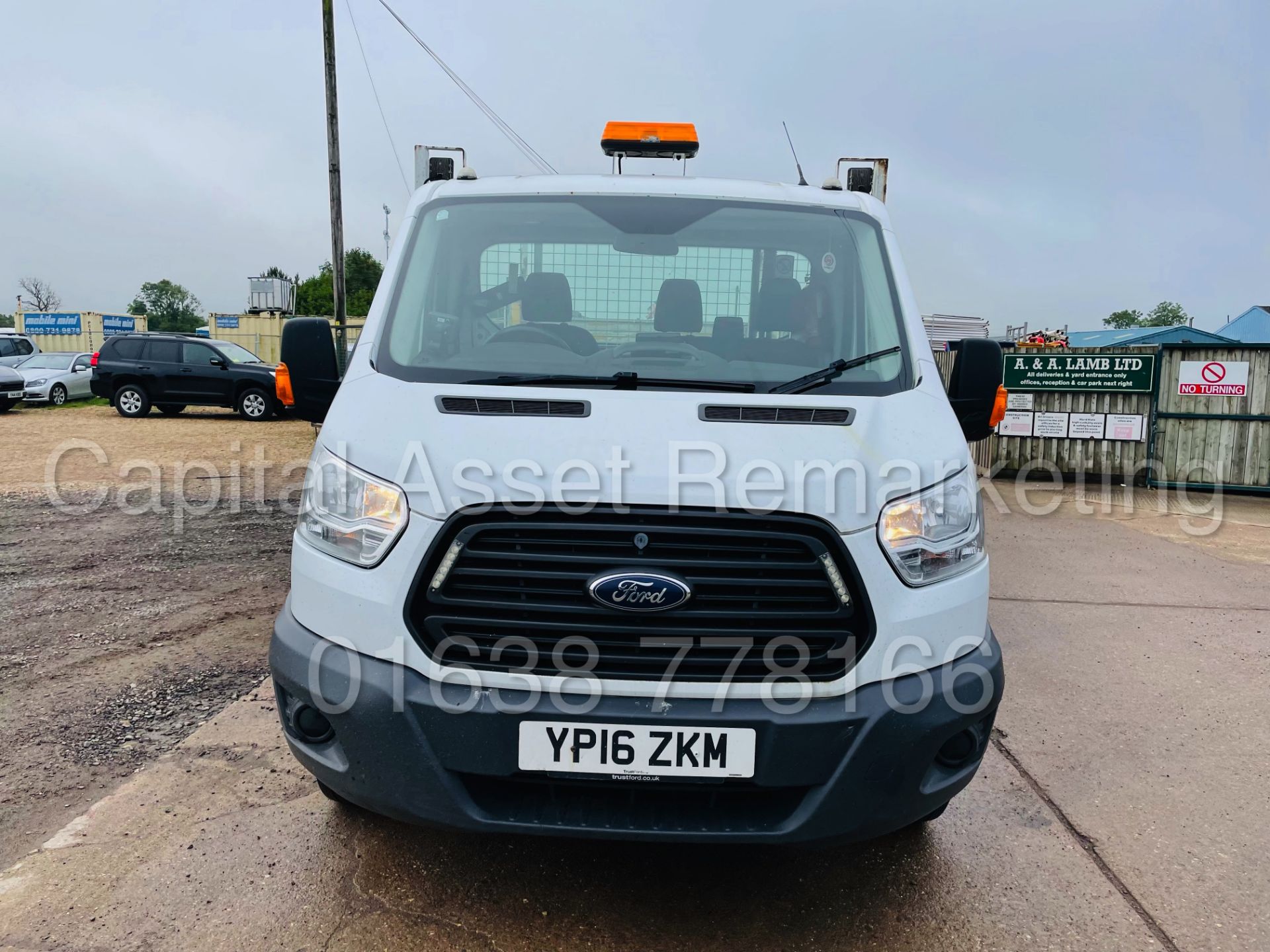 (On Sale) FORD TRANSIT 125 T350 RWD *LWB - DROPSIDE TRUCK* (2016) '2.2 TDCI - 6 SPEED' (3500 KG) - Image 4 of 44