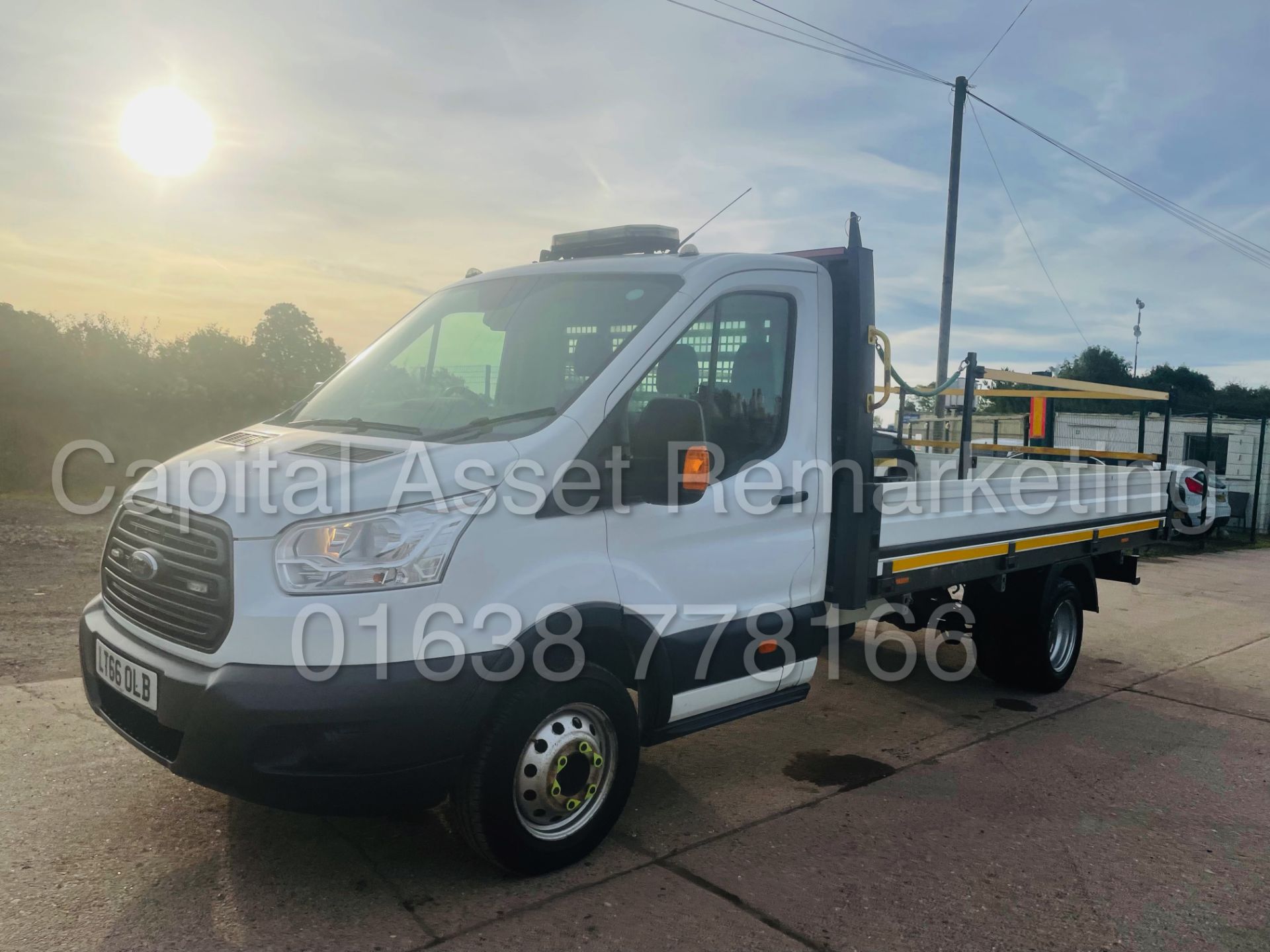 (On Sale) FORD TRANSIT 125 T350 *L4 - XLWB DROPSIDE TRUCK* (2017 - EURO 6) '2.2 TDCI - 6 SPEED' - Image 6 of 40