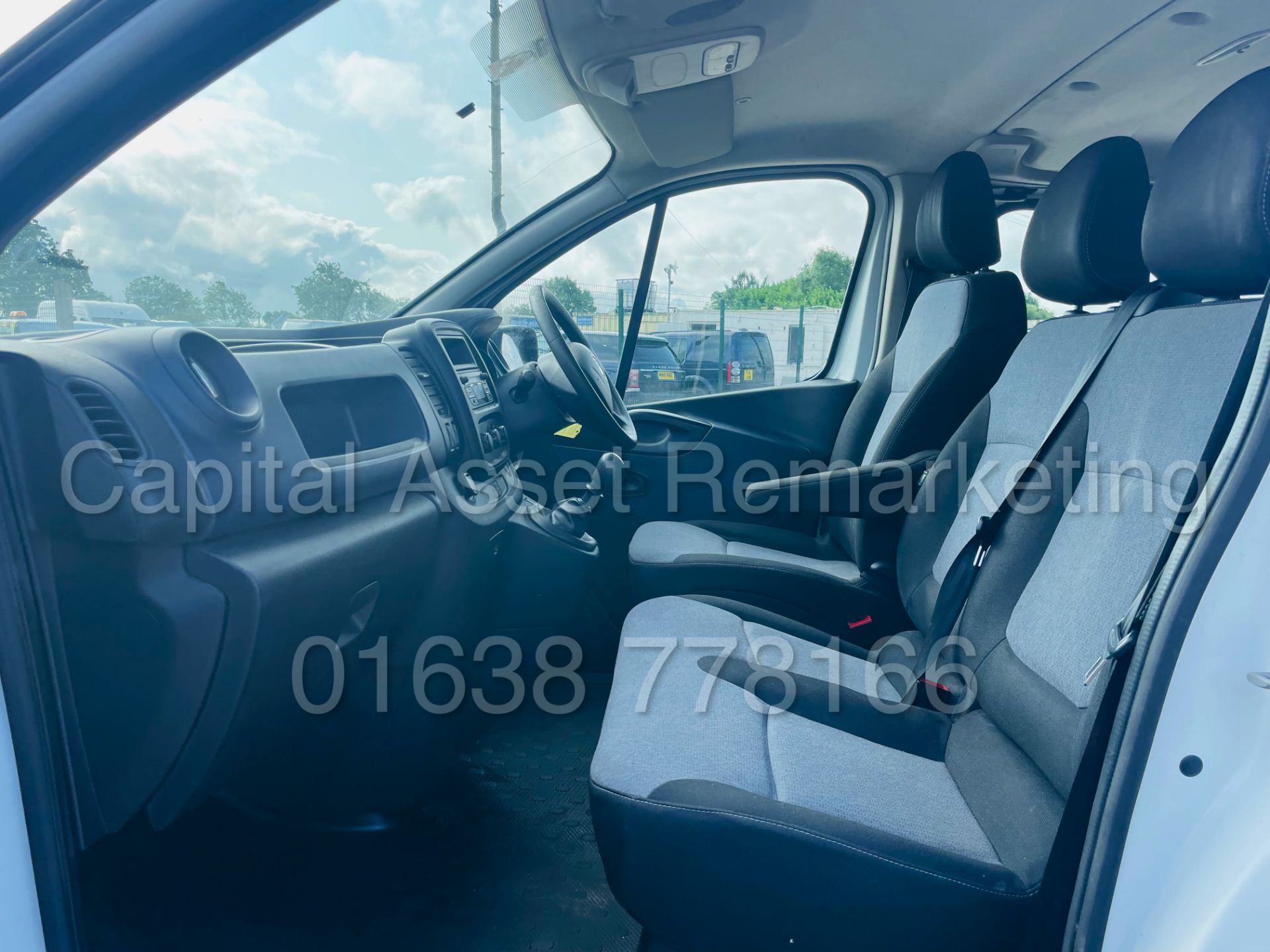 (On Sale) VAUXHALL VIVARO 2900 *SWB - 6 SEATER CREW VAN* (66 REG - EURO 6) '1.6 CDTI - 6 SPEED' - Image 21 of 46