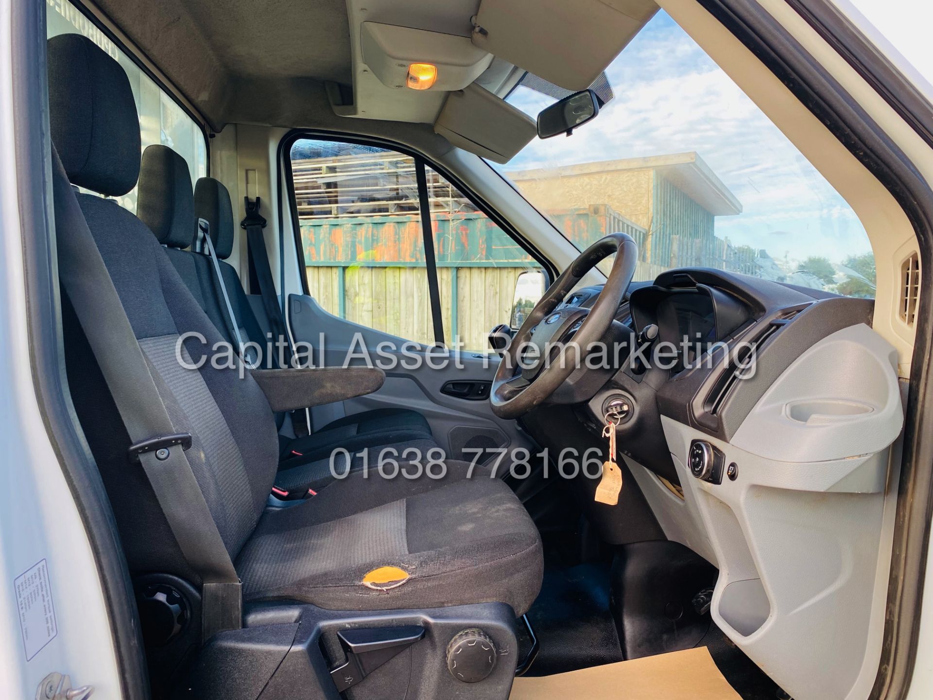 FORD TRANSIT 2.0TDCI"130BHP" ECO-BLUE (2019 MODEL) XLWB TWIN REAR WHEELS - 1 OWNER - Image 14 of 17