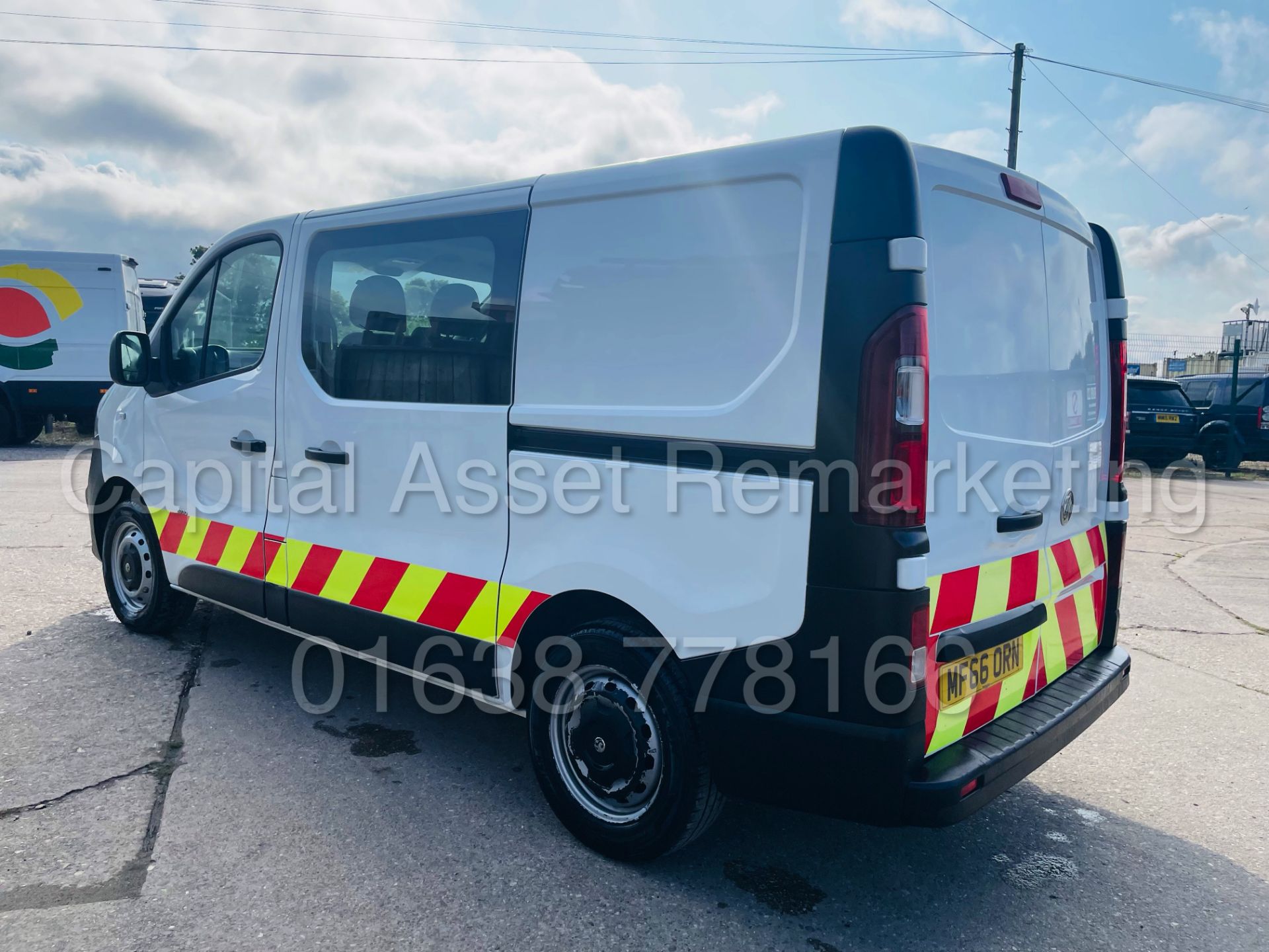 (On Sale) VAUXHALL VIVARO 2900 *SWB - 6 SEATER CREW VAN* (66 REG - EURO 6) '1.6 CDTI - 6 SPEED' - Image 5 of 46