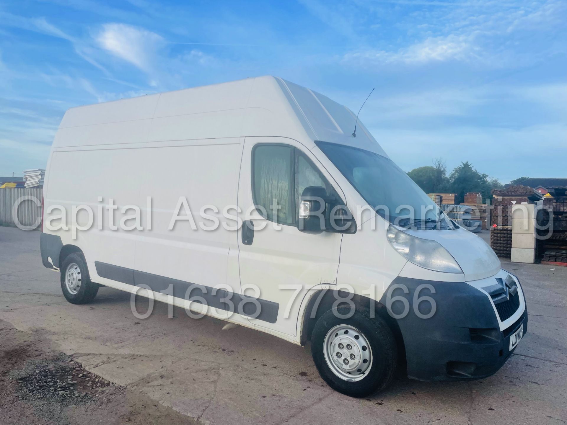 (On Sale) CITROEN RELAY 35 *LWB - EXTRA HI-ROOF* (2011) '2.2 HDI - 120 BHP - 6 SPEED' (3500 KG) - Image 2 of 32