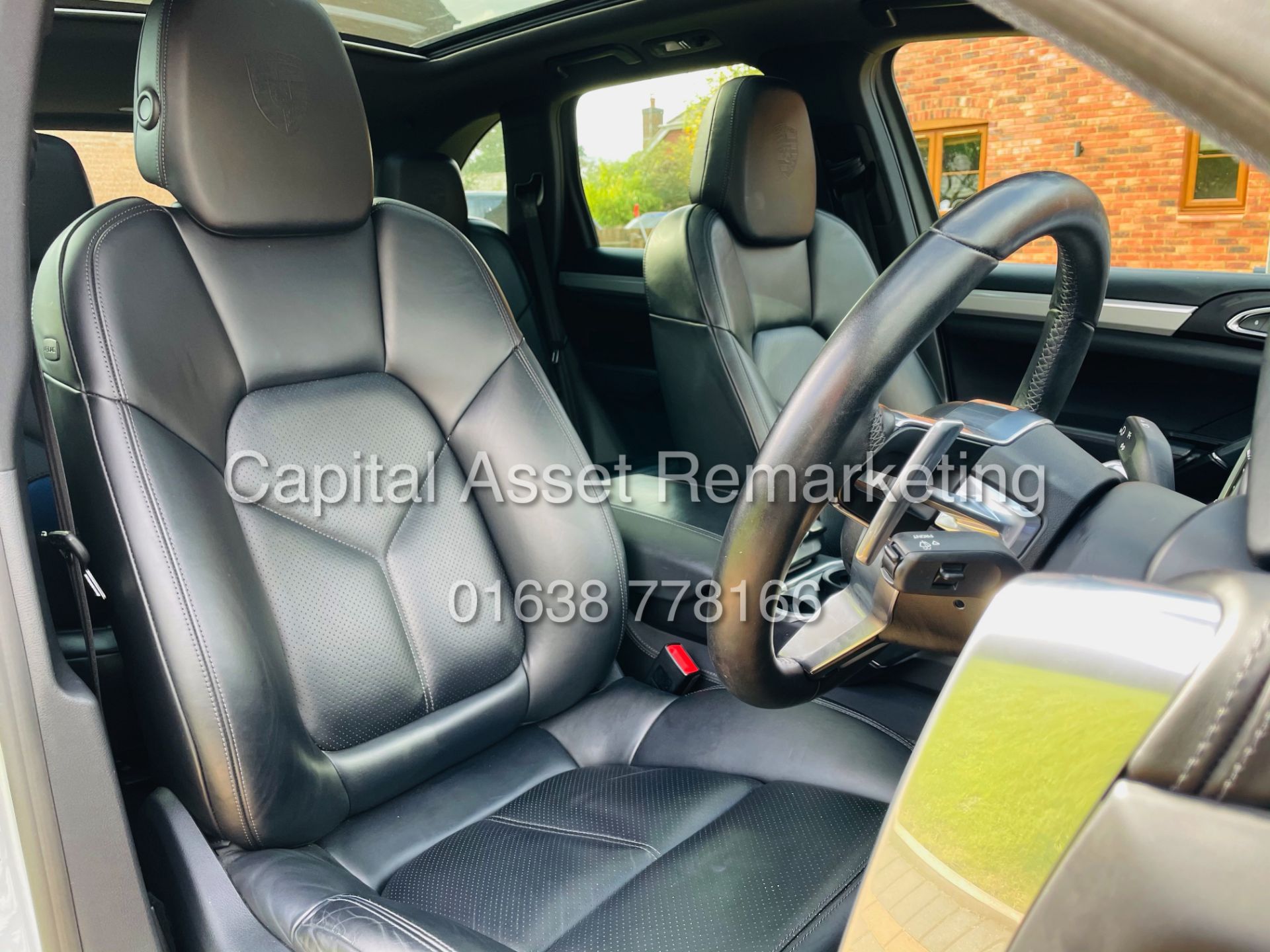 (On Sale) PORSCHE CAYENNE 3.0D V6 'PLATINUM" (18 REG) PAN ROOF - 14 WAY SEATS - AIR SUS - PASM - Image 17 of 41