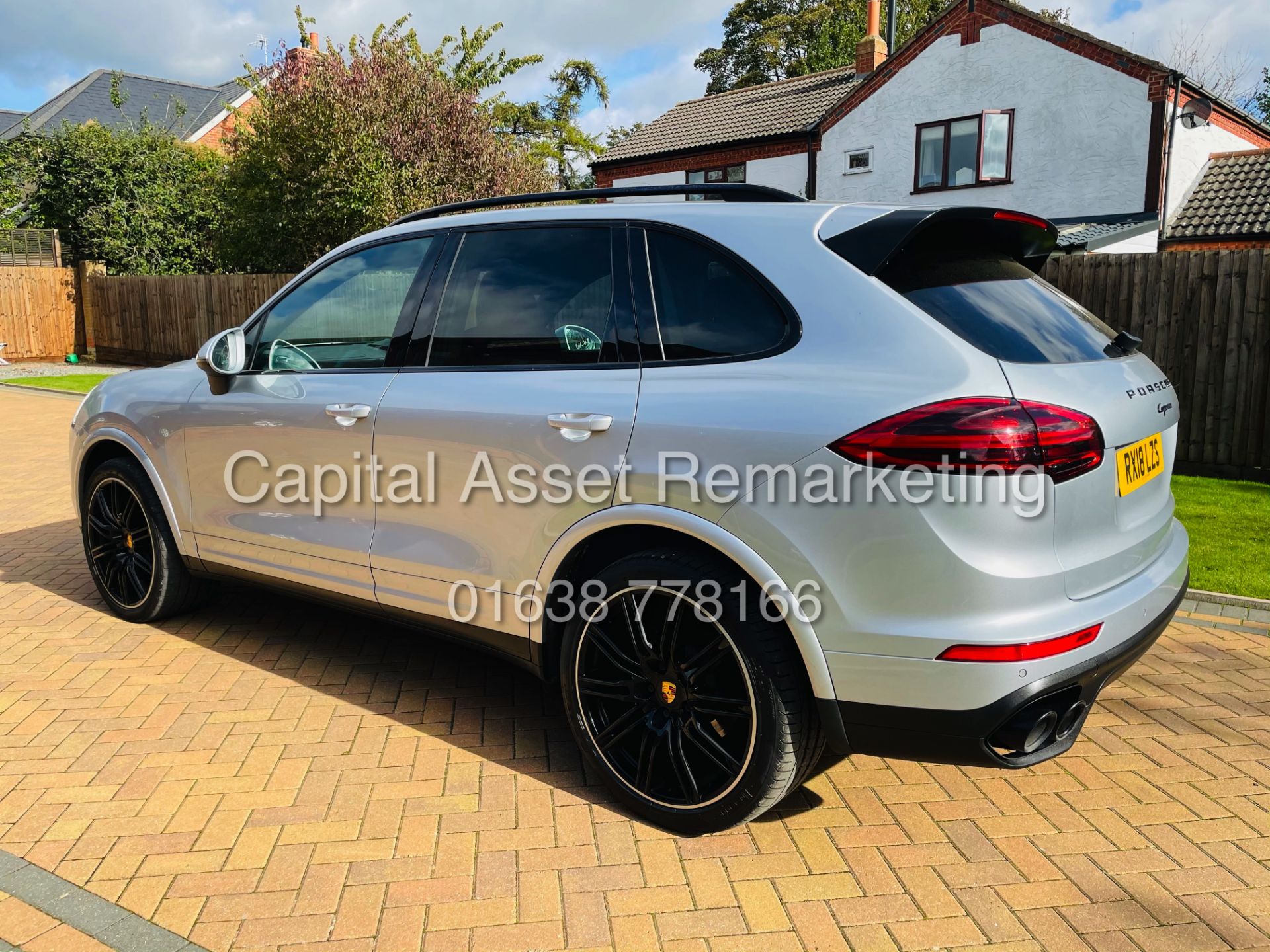 (On Sale) PORSCHE CAYENNE 3.0D V6 'PLATINUM" (18 REG) PAN ROOF - 14 WAY SEATS - AIR SUS - PASM - Image 10 of 41