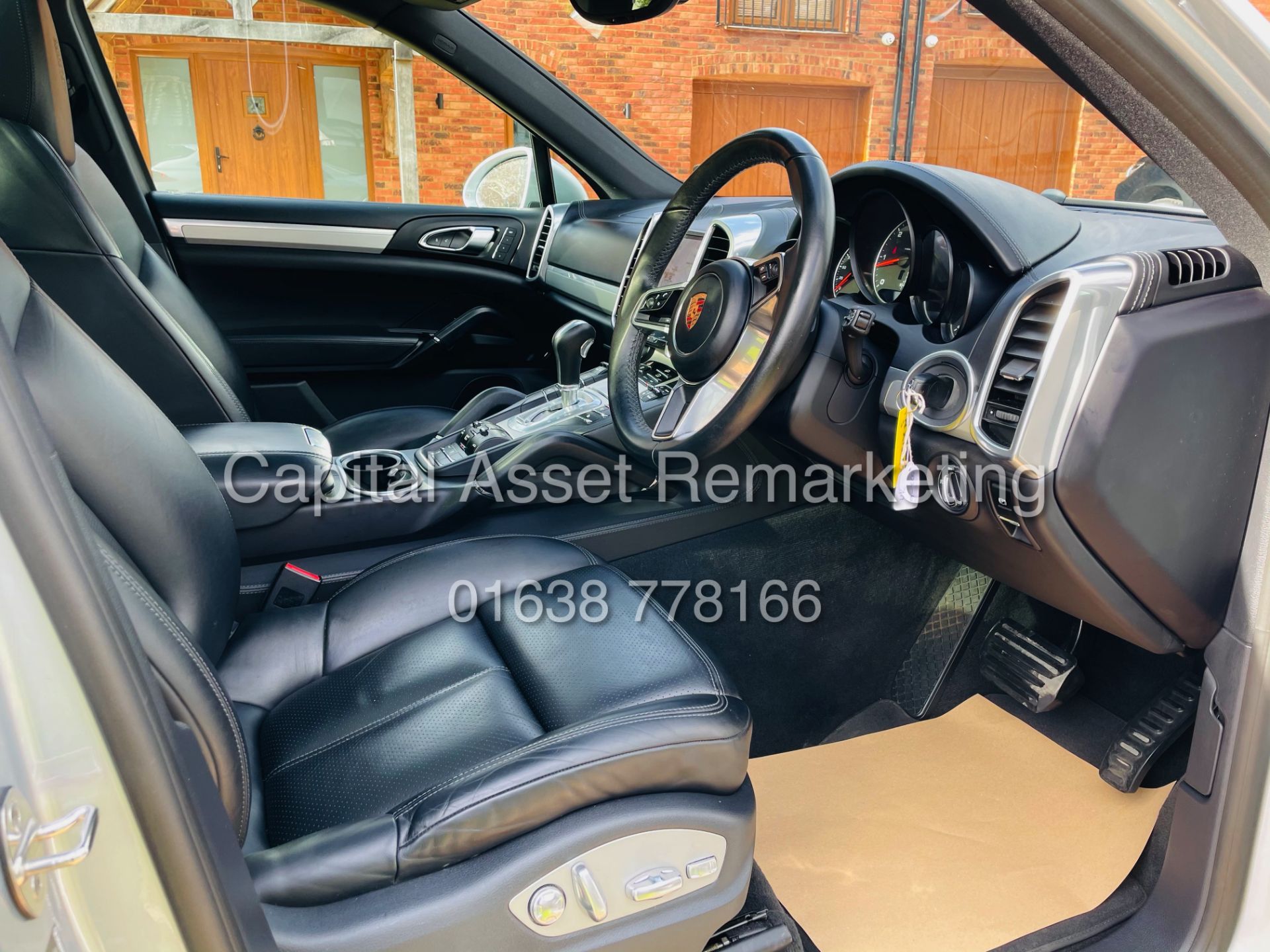 (On Sale) PORSCHE CAYENNE 3.0D V6 'PLATINUM" (18 REG) PAN ROOF - 14 WAY SEATS - AIR SUS - PASM - Image 16 of 41