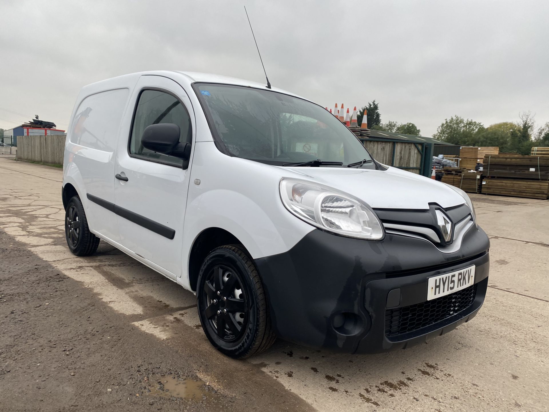 RENAULT KANGOO ML19 'ENERGY' DCI - DIESEL 75 *ECO 2* (2015 - 15 REG) NO VAT !!! SAVE 20% !!! - Image 2 of 23