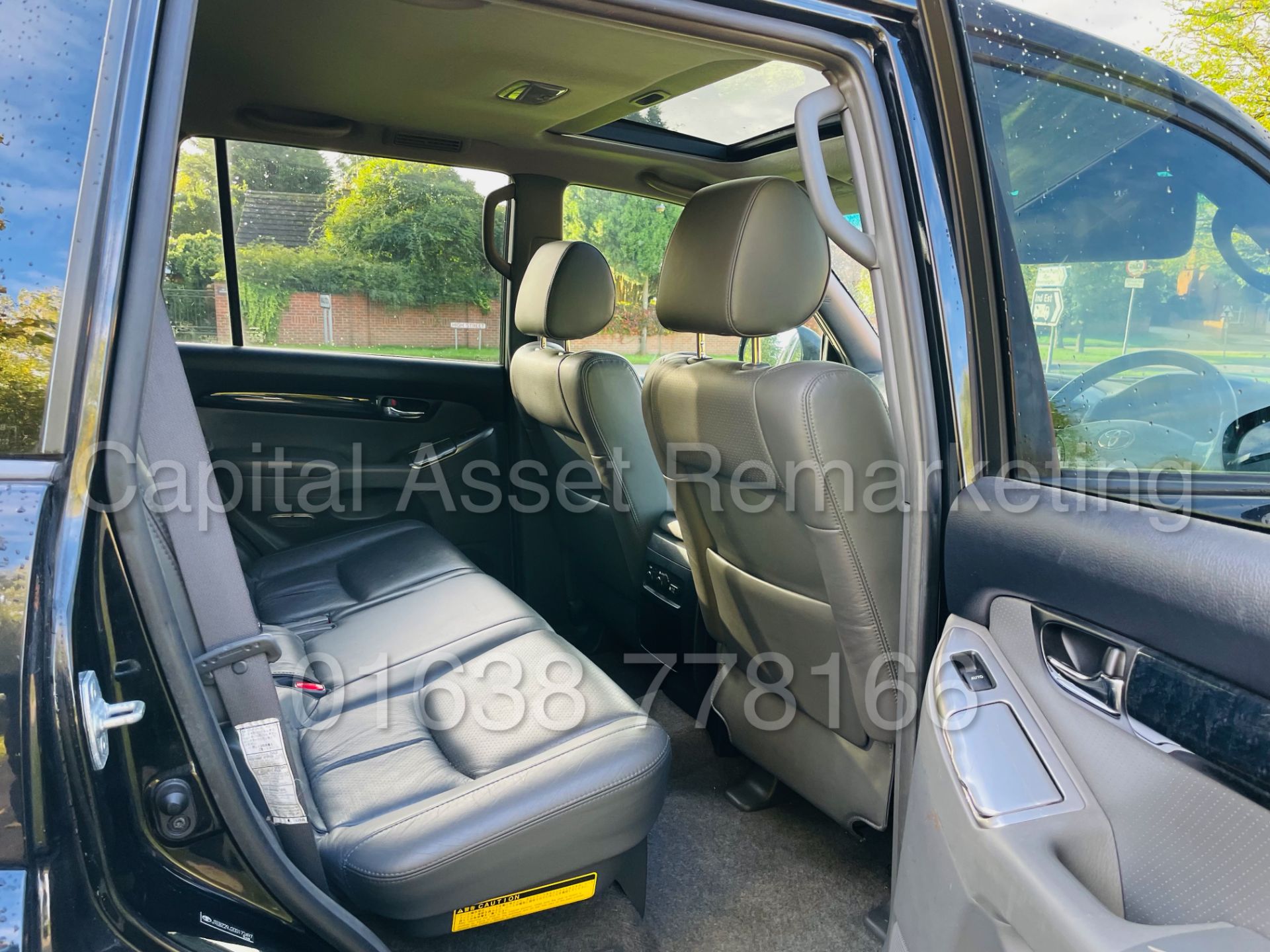 TOYOTA LAND CRUISER *INVINCIBLE* 7 SEATER SUV (2008) '3.0 D-4D - AUTO' *LEATHER & NAV* (1 OWNER) - Image 37 of 62