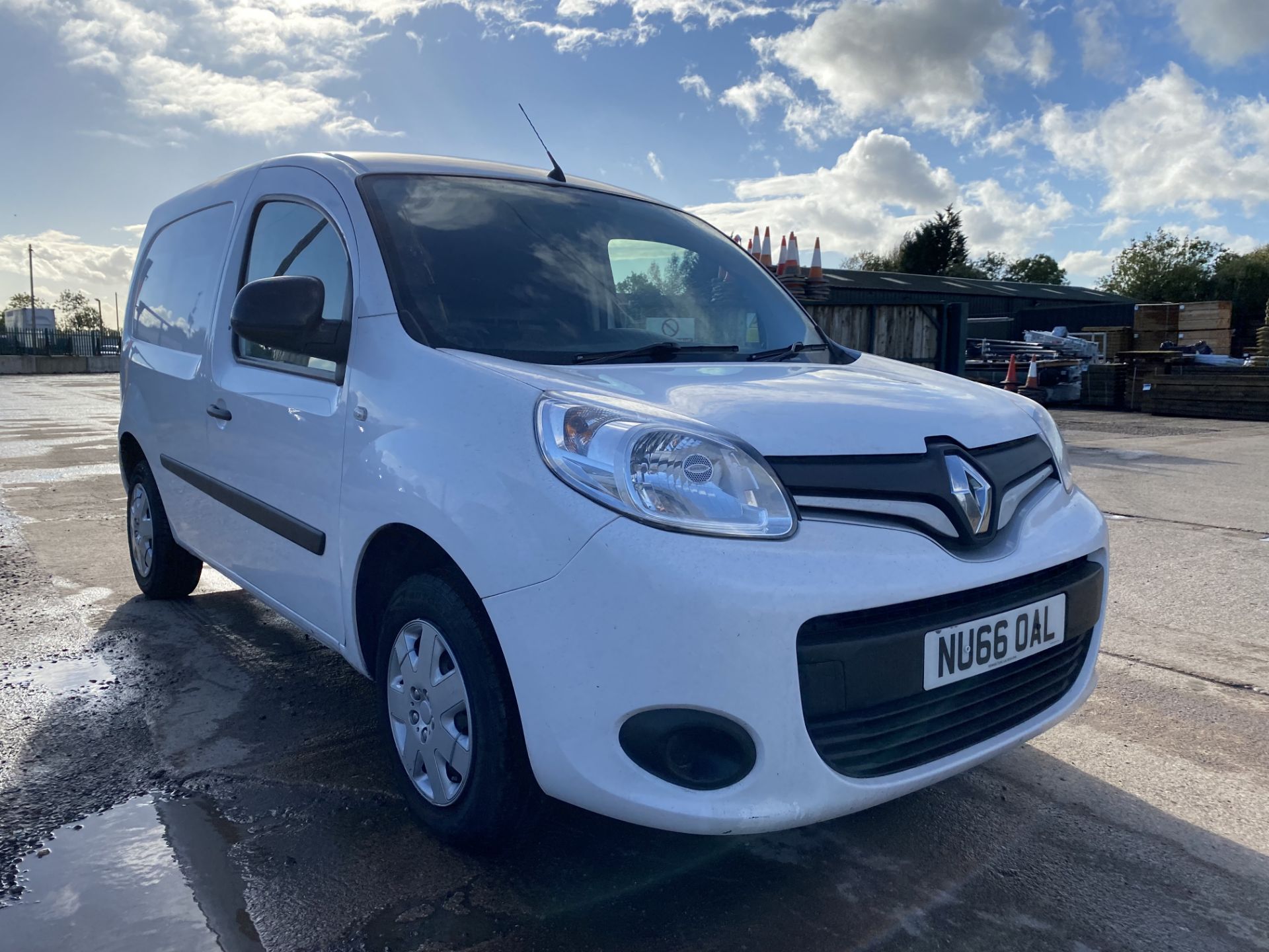 (On Sale) RENAULT KANGOO ML19 'ENERGY' DCI *BUSINESS - PLUS* DIESEL (66 REG) - Image 3 of 23