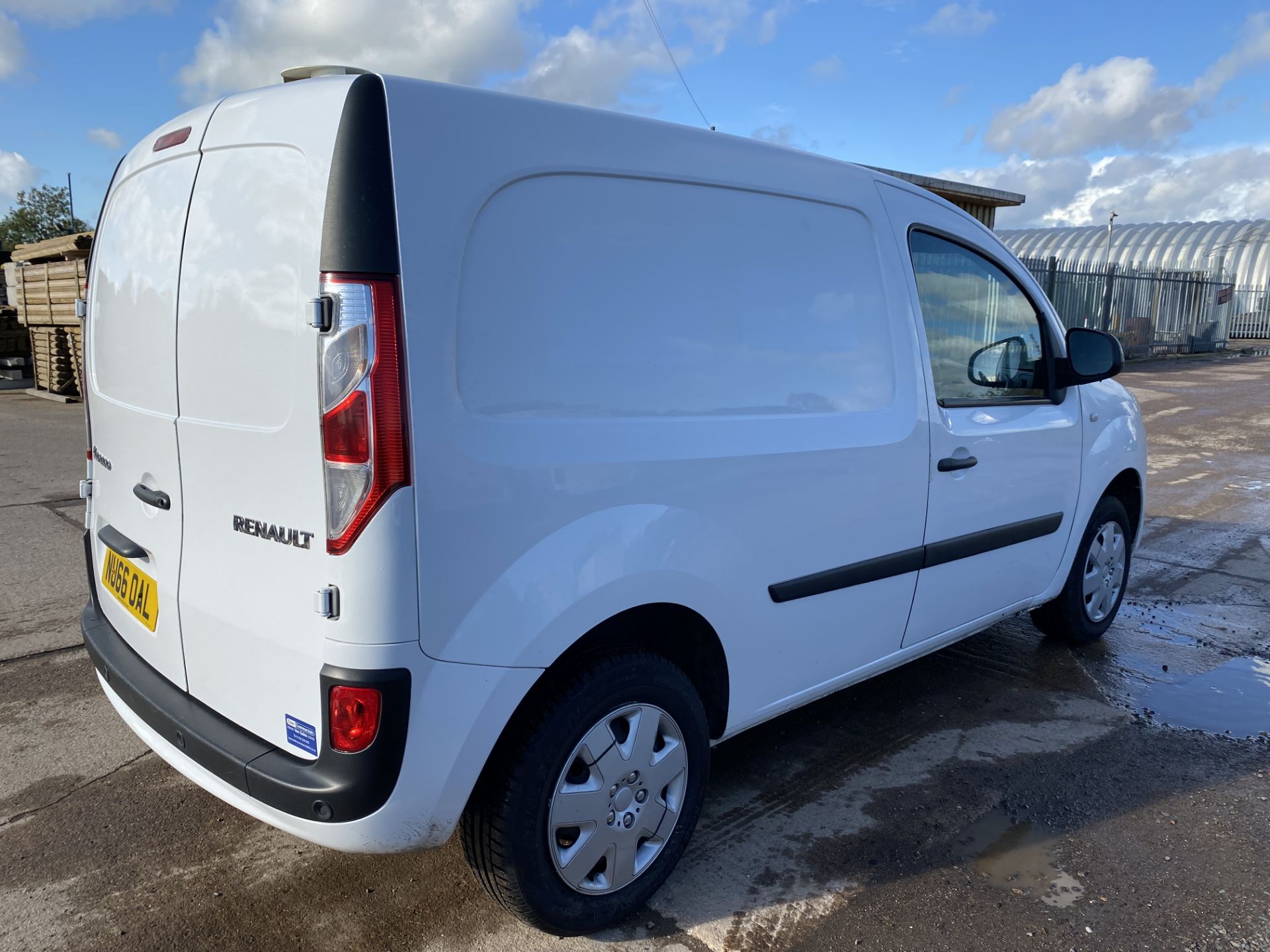 (On Sale) RENAULT KANGOO ML19 'ENERGY' DCI *BUSINESS - PLUS* DIESEL (66 REG) - Image 15 of 23