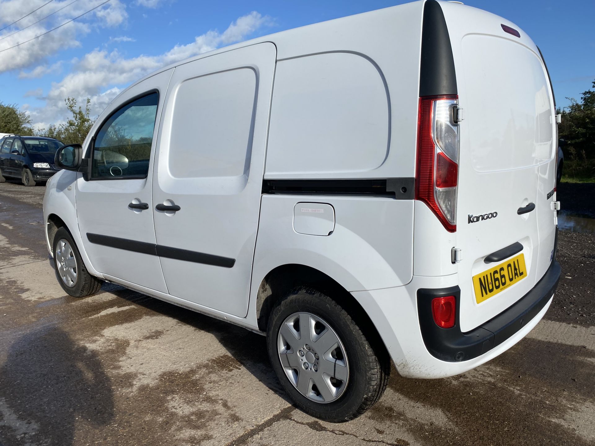 (On Sale) RENAULT KANGOO ML19 'ENERGY' DCI *BUSINESS - PLUS* DIESEL (66 REG) - Image 10 of 23