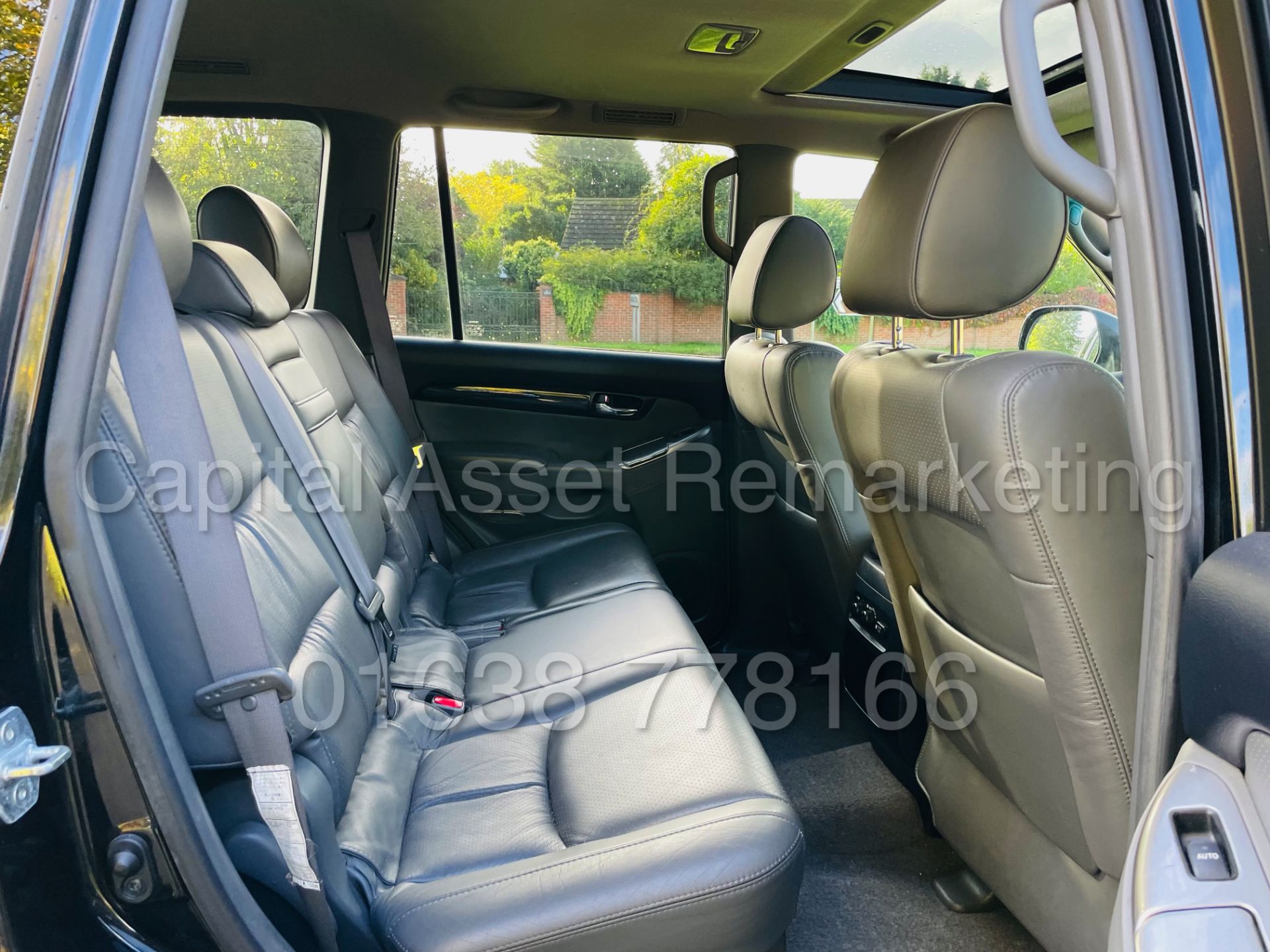 TOYOTA LAND CRUISER *INVINCIBLE* 7 SEATER SUV (2008) '3.0 D-4D - AUTO' *LEATHER & NAV* (1 OWNER) - Image 38 of 62