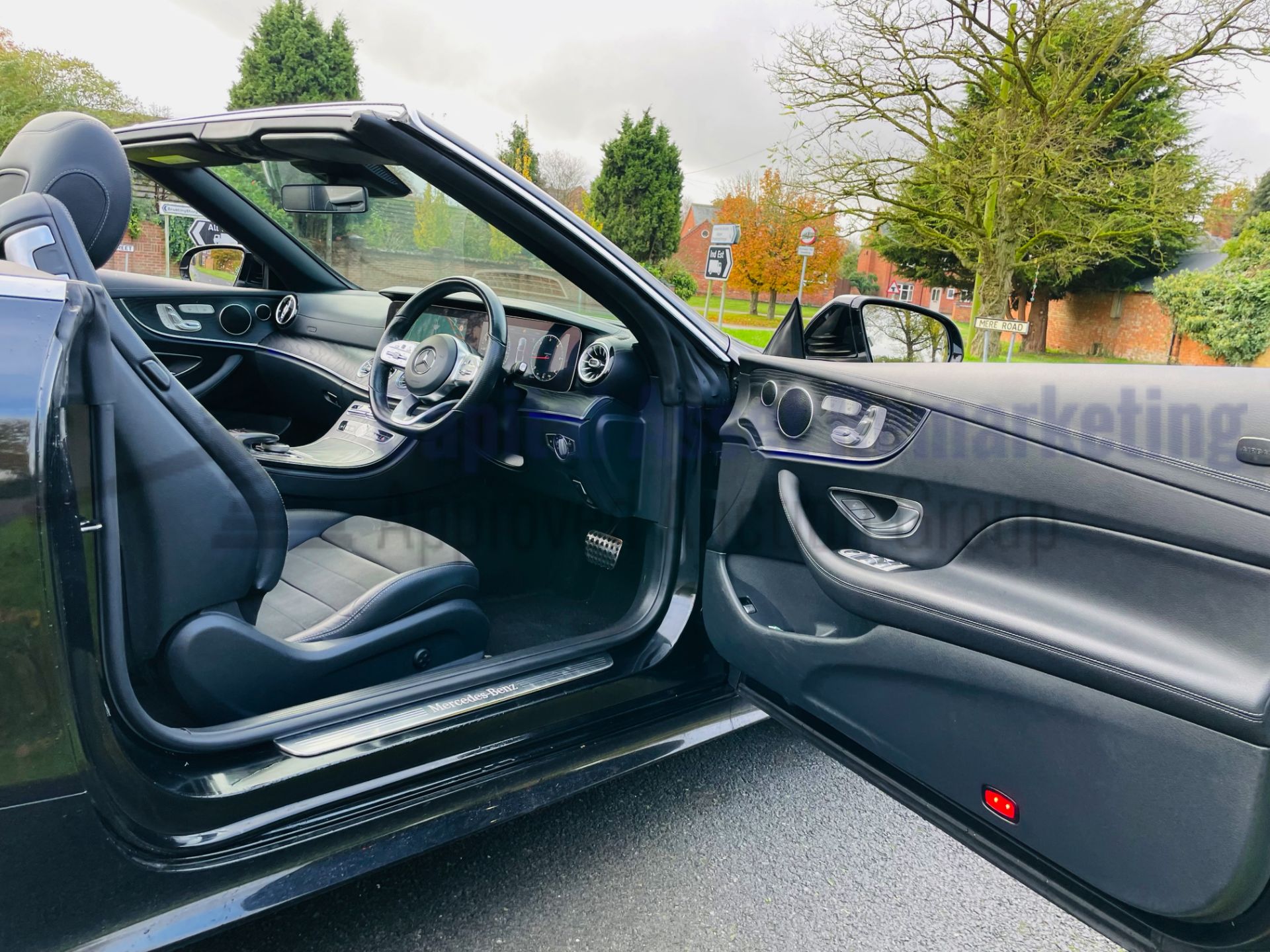 MERCEDES-BENZ E220d *AMG LINE - CABRIOLET* (2019 - EURO 6) '9G TRONIC AUTO - SAT NAV' *FULLY LOADED* - Image 43 of 66