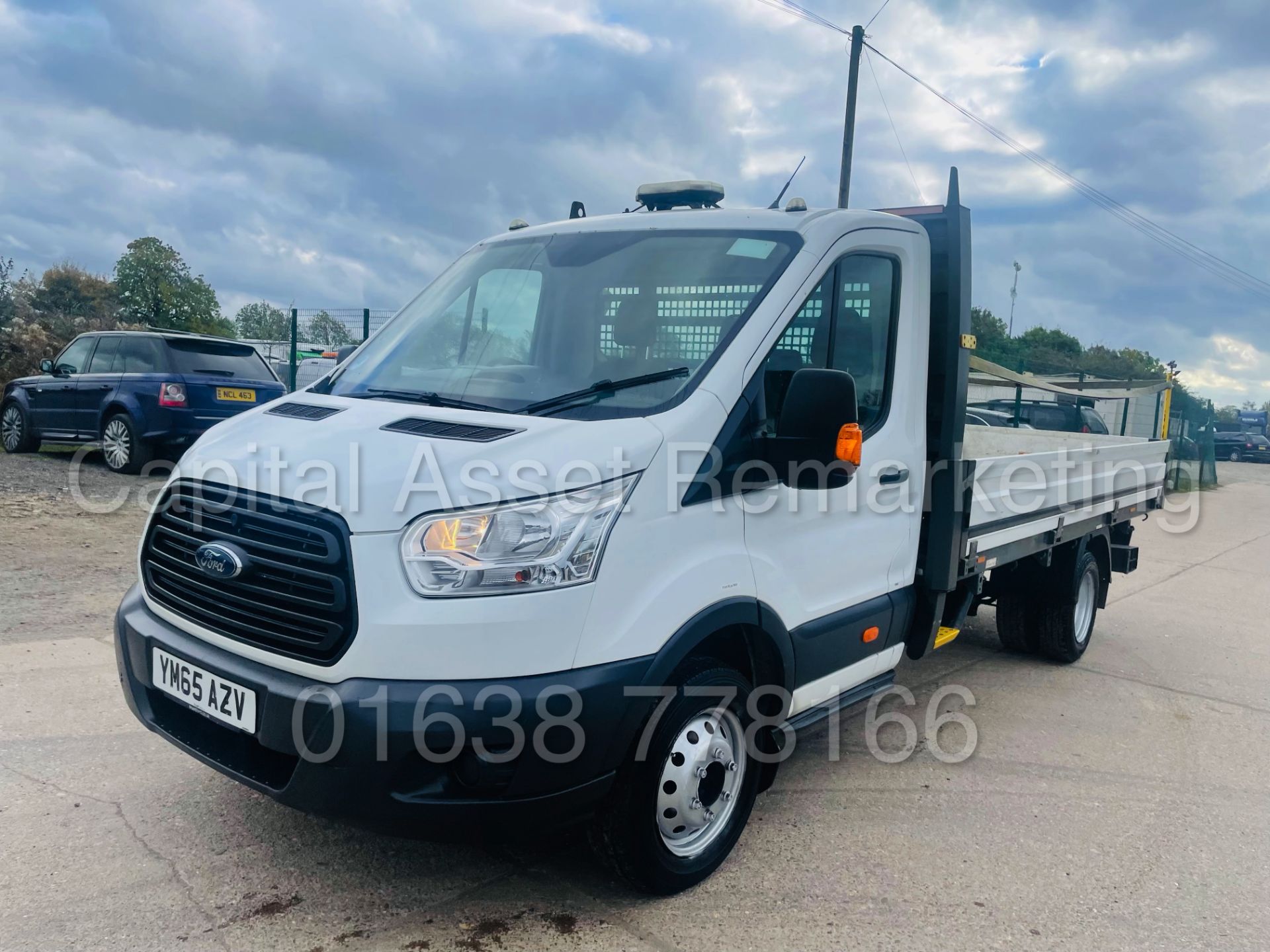 (On Sale) FORD TRANSIT 100 T350 *LWB - DROPSIDE TRUCK* (2016 - NEW MODEL) '2.2 TDCI - 6 SPEED' - Image 5 of 37