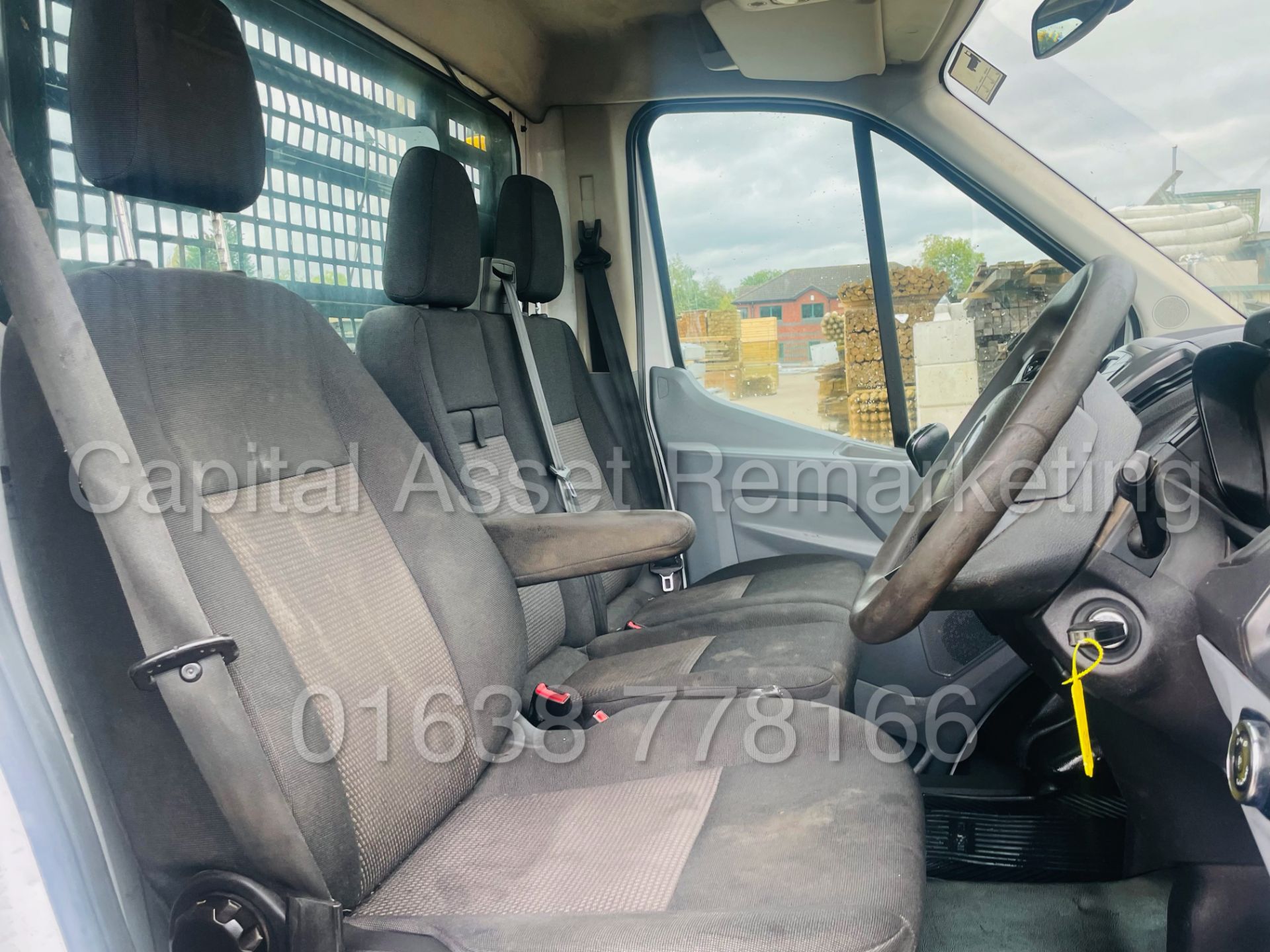 (On Sale) FORD TRANSIT 100 T350 *LWB - DROPSIDE TRUCK* (2016 - NEW MODEL) '2.2 TDCI - 6 SPEED' - Image 24 of 37