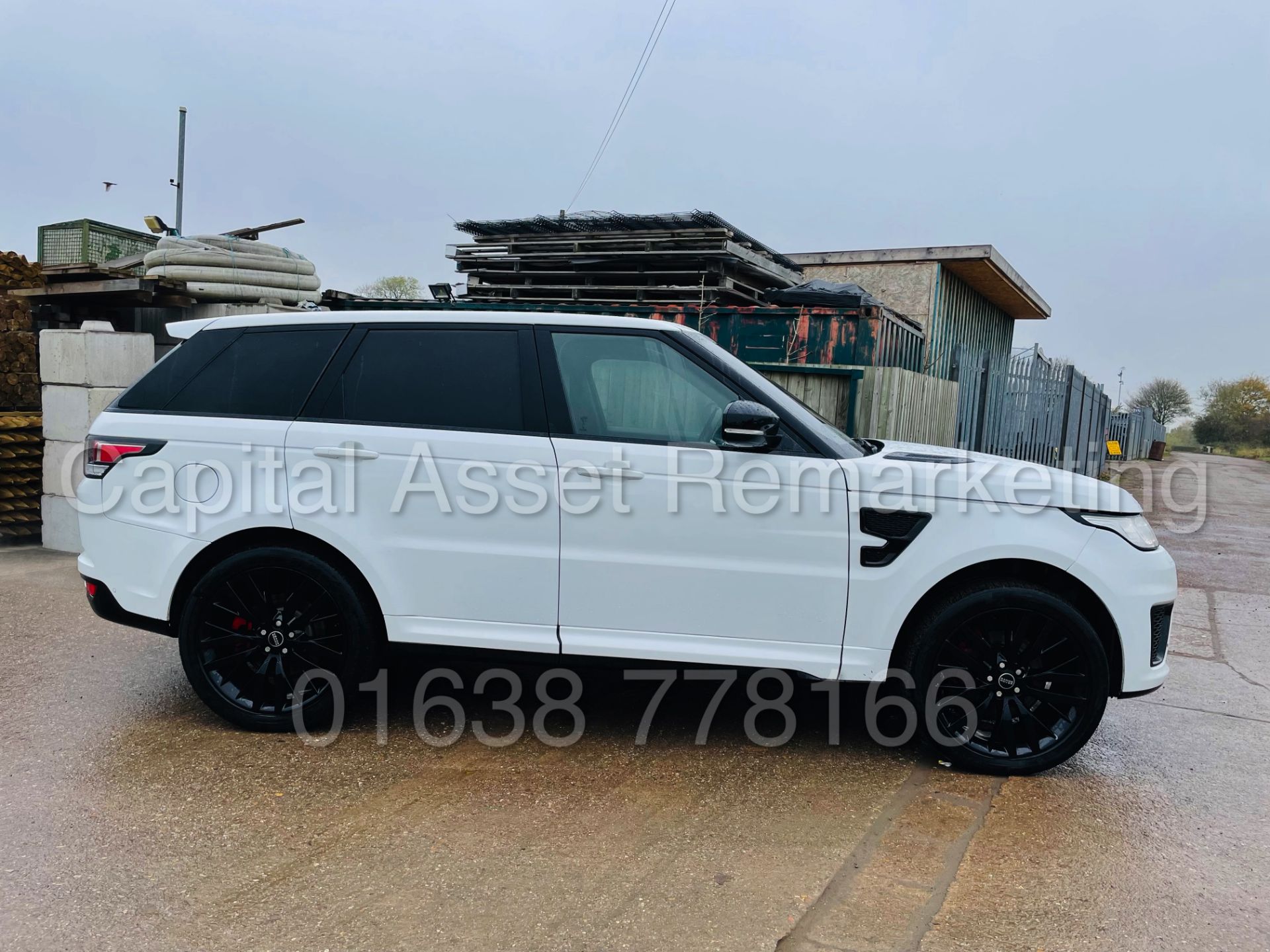 (On Sale) RANGE ROVER SPORT *HSE DYNAMIC - SVR STYLING* (2014) '3.0 SDV6 - 8 SPEED AUTO' (NO VAT) - Image 14 of 56