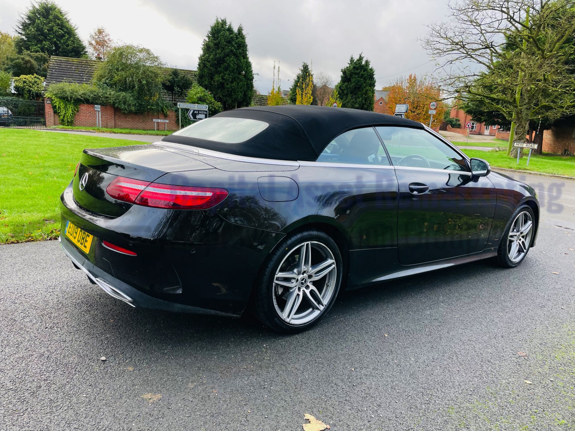 MERCEDES-BENZ E220d *AMG LINE - CABRIOLET* (2019 - EURO 6) '9G TRONIC AUTO - SAT NAV' *FULLY LOADED* - Image 26 of 66